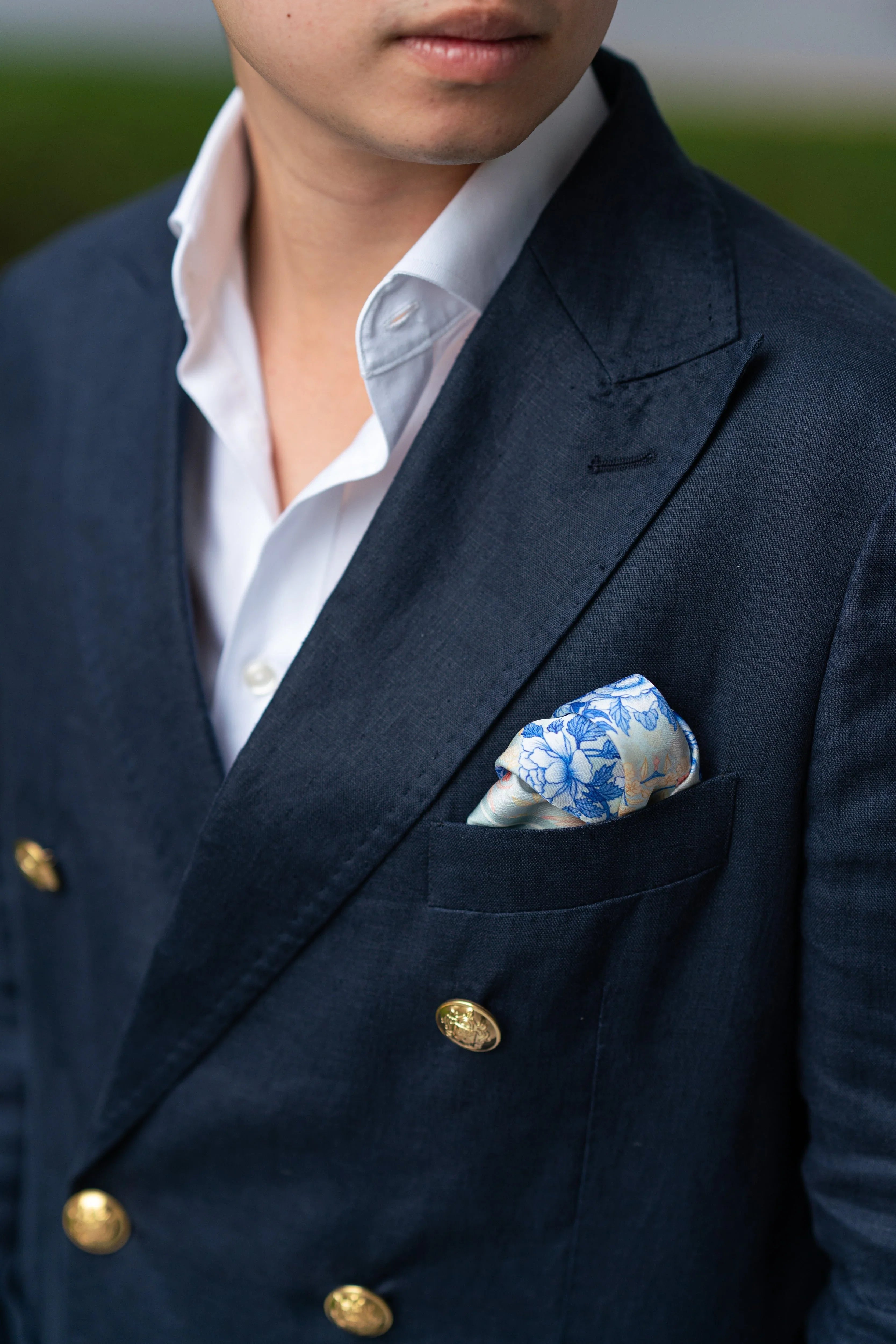 SINGLAPA | Birds & Butterfly Pocket Square