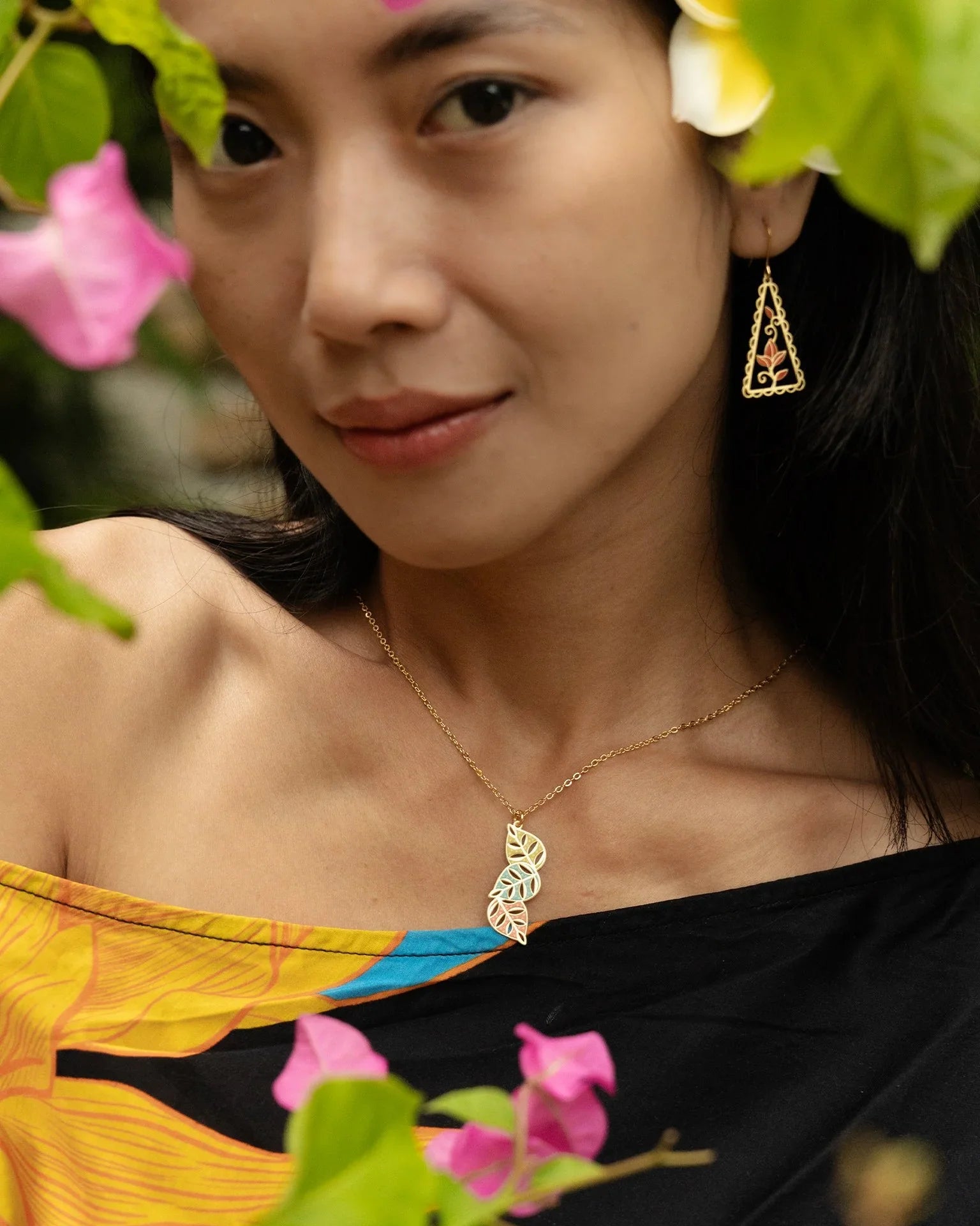 EMBRACE JEWELLERY | Daun Necklace
