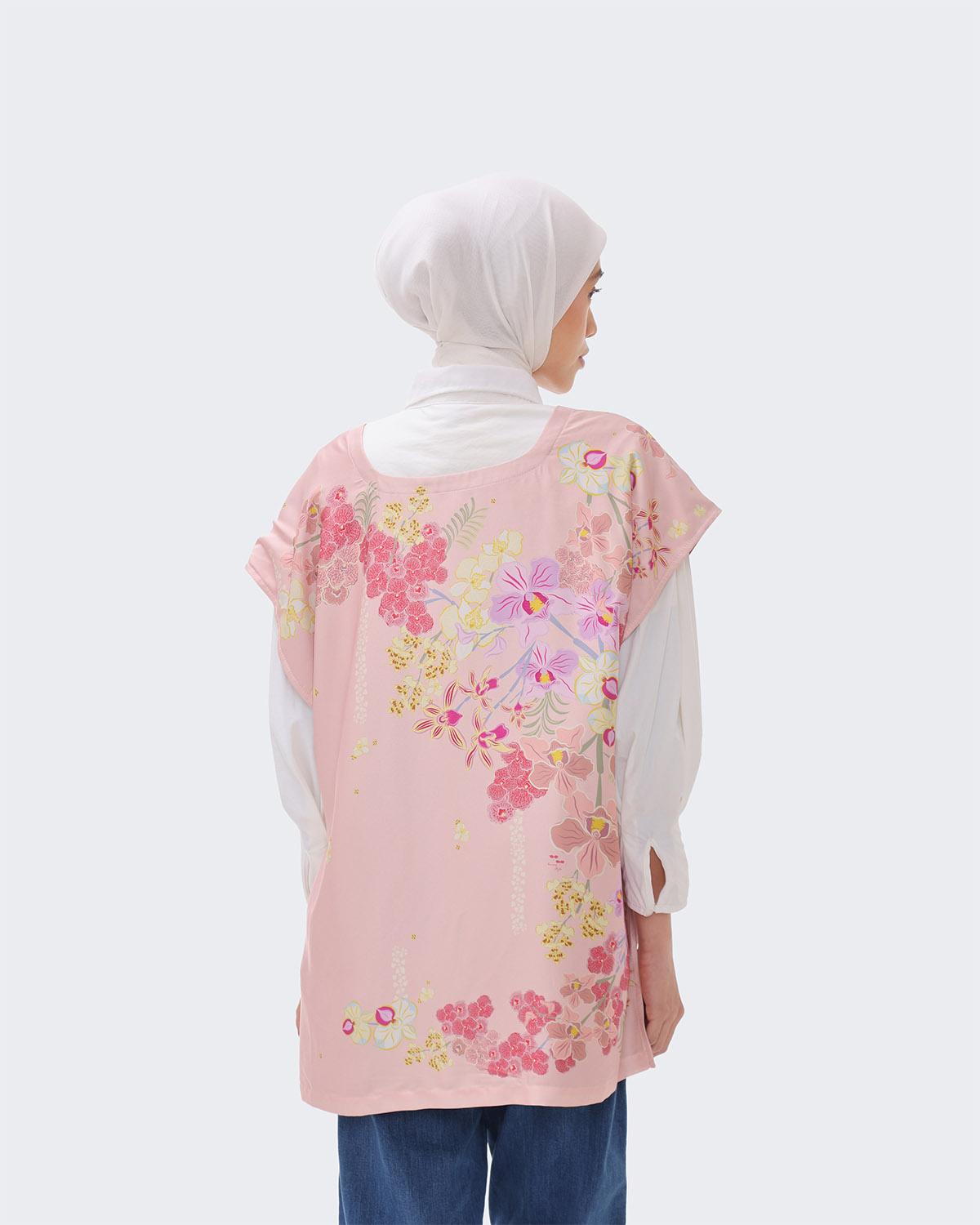 RIA MIRANDA | Robertson Outer