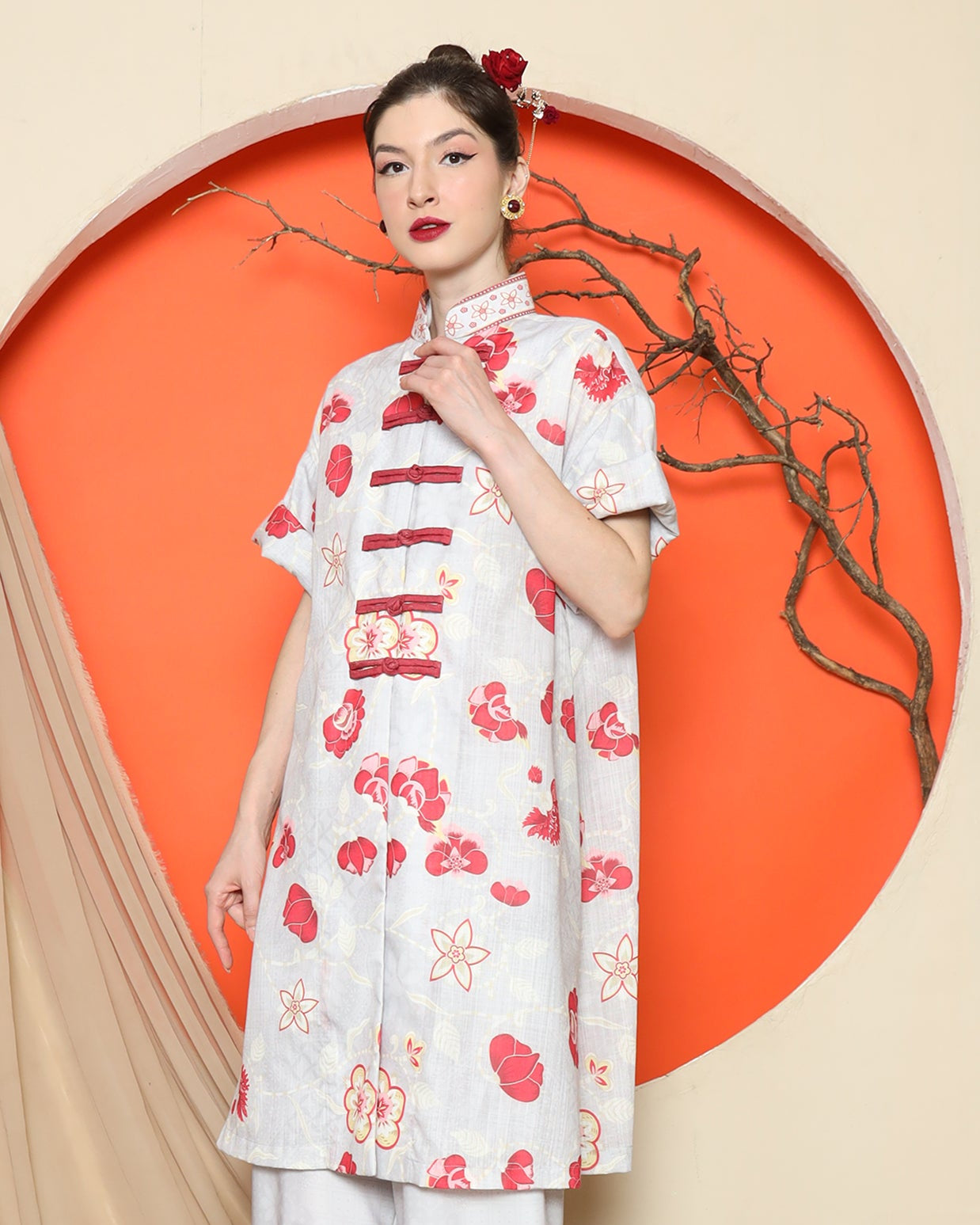 KANZI COLLECTION | Grey Floral Cheongsam Pant Set