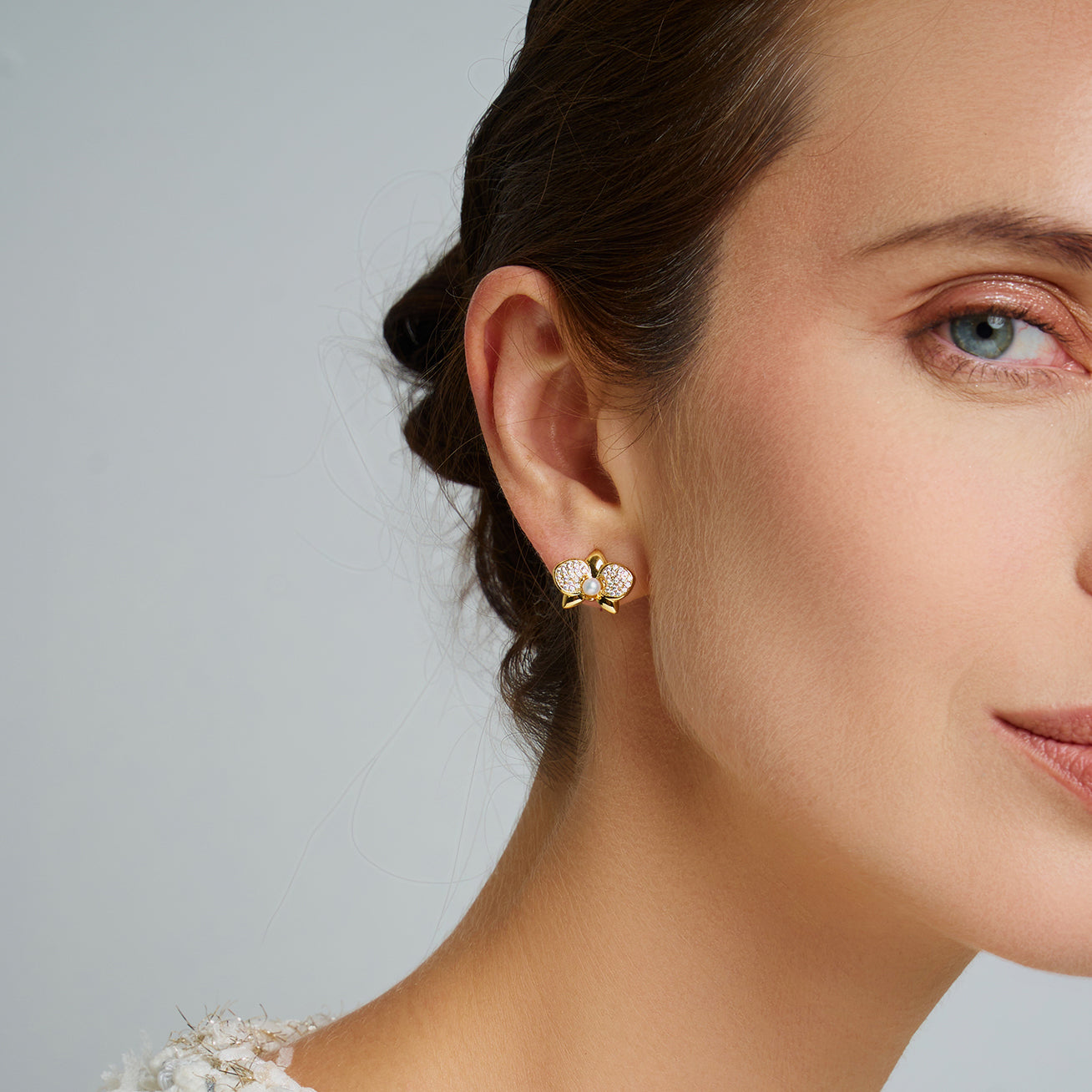 PEARLY LUSTRE | Top Grade Freshwater Pearl Earrings WE00851 | ORCHID