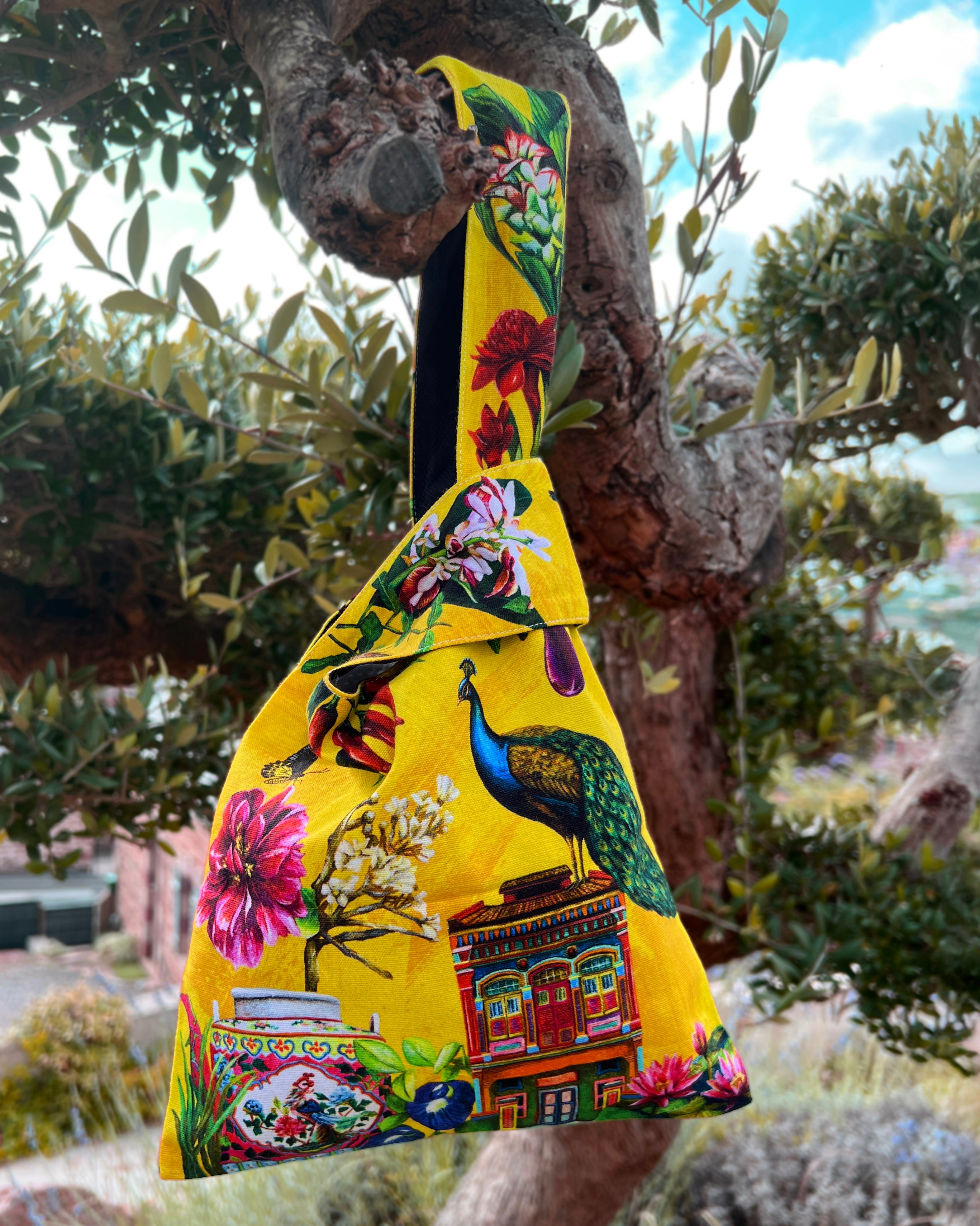 KELLY SER ATELIER | Knot Bag: Peranakan Treasures