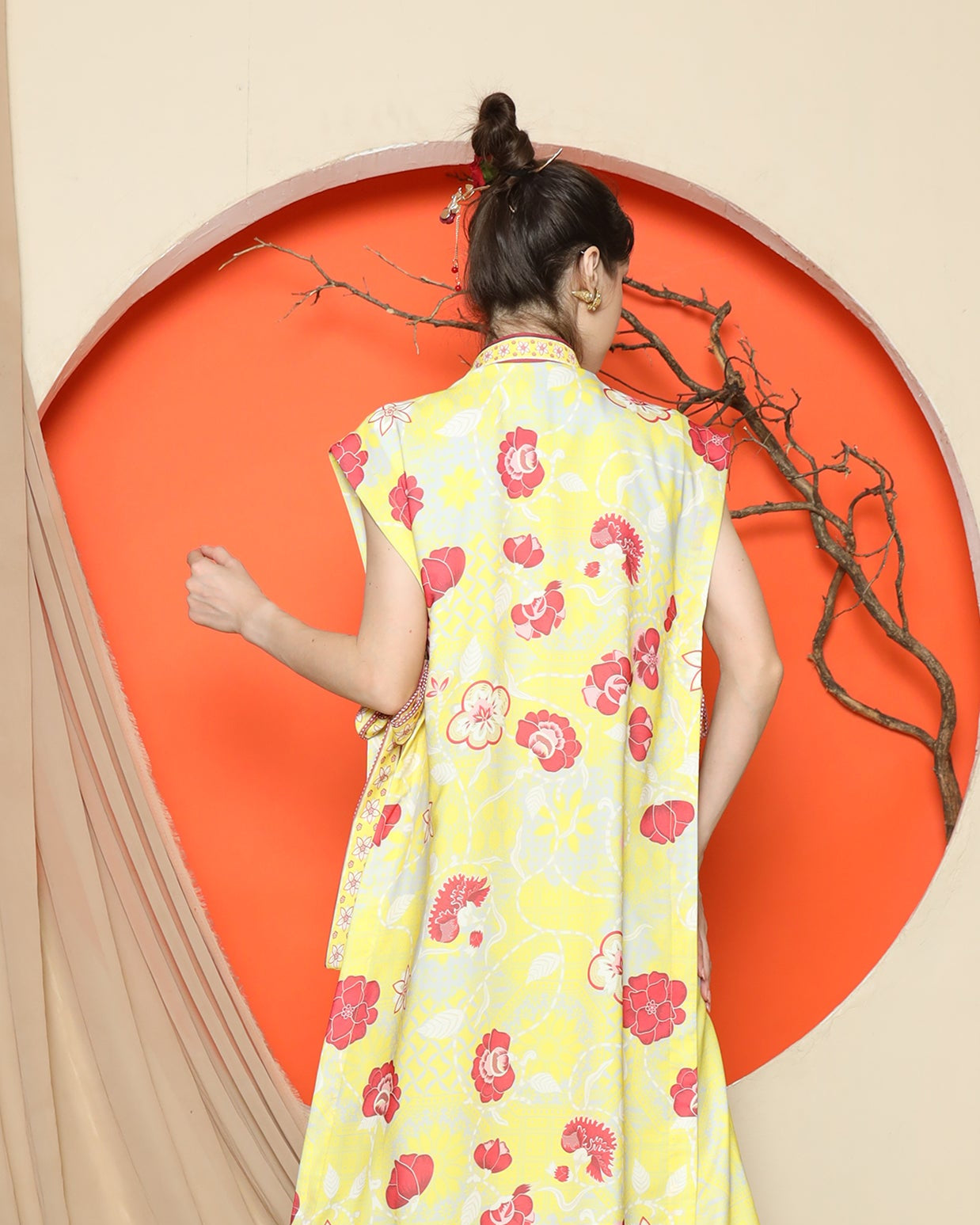 KANZI COLLECTION | Yellow Vest Kimono Jacquard Floral Pant Set