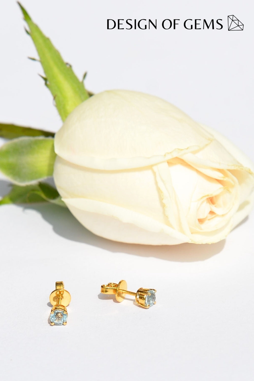 CREATIVE JEWELLERY STUDIO | Burmese Aquamarine, Yellow Gold Stud Earrings by Design of Gems