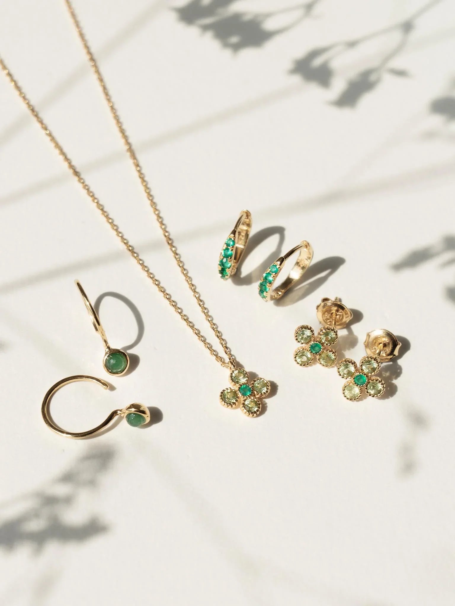 EMBRACE JEWELLERY | Gem Bloom Necklace With Peridot