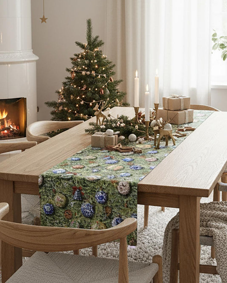 SINGLAPA | Peranakan Ornaments Table Runner