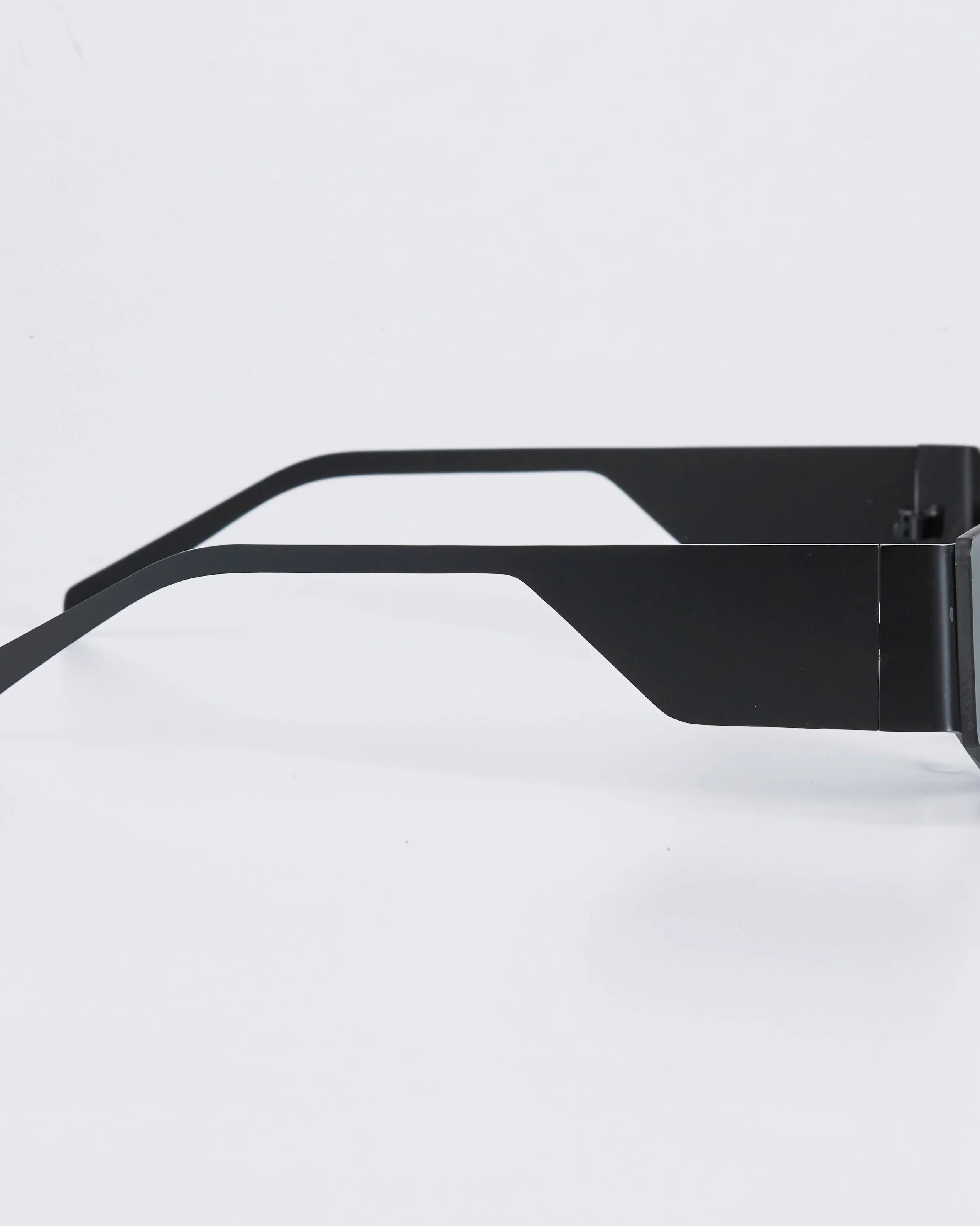 PROJECTWEAR | Dalius Sunglasses Black/Grey
