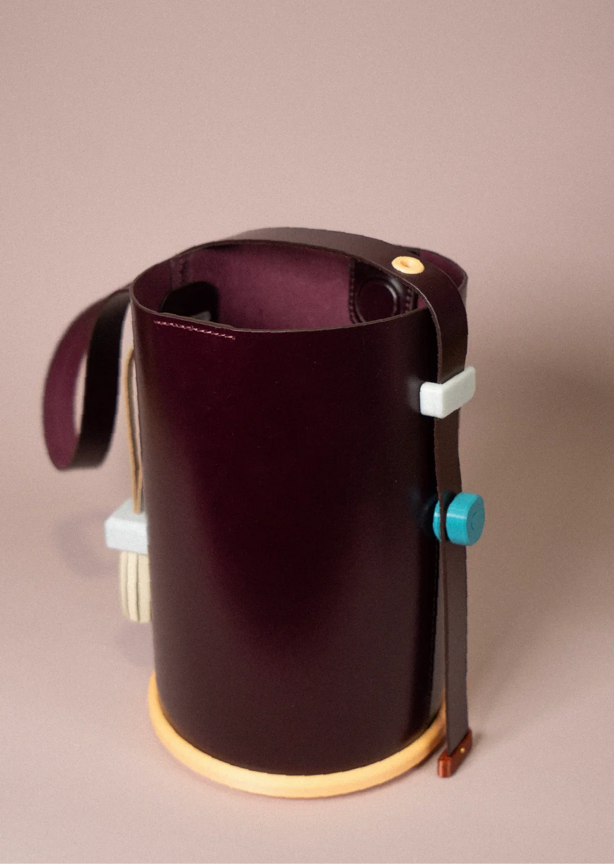 TOW TOW | Pail Series 03