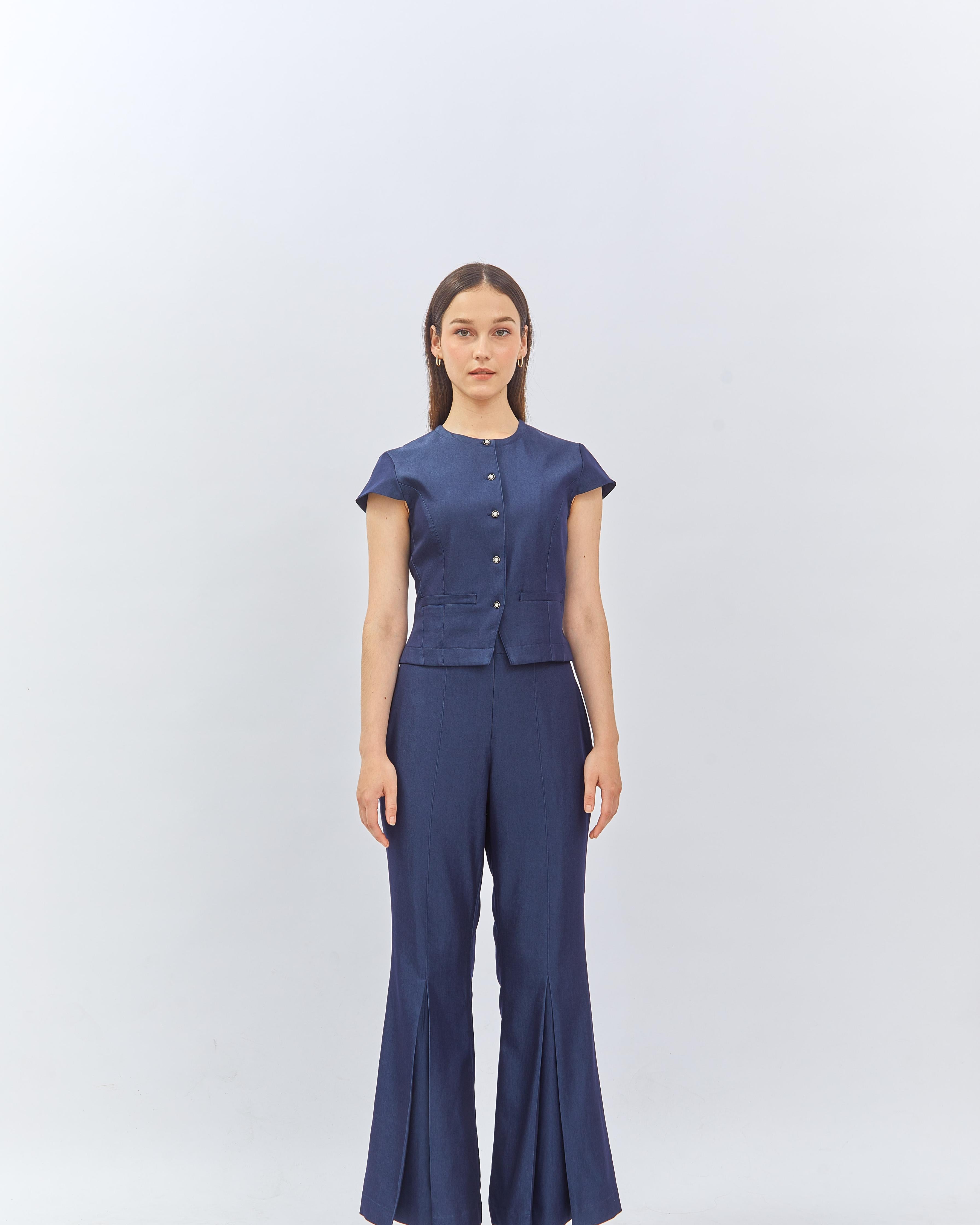 CAELI ECO LUXE | Tailored Button Top