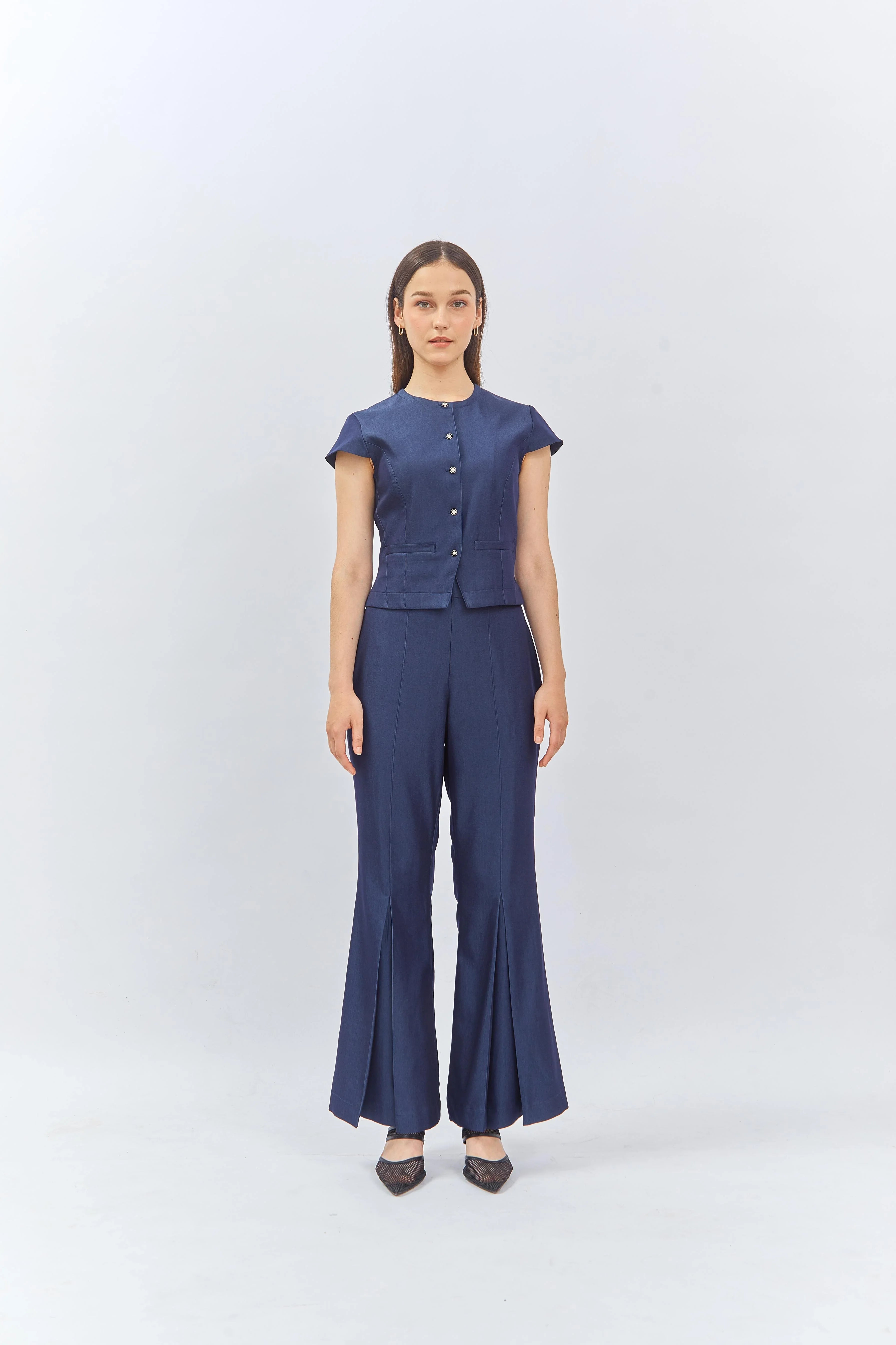 CAELI ECO LUXE | Tailored Button Top