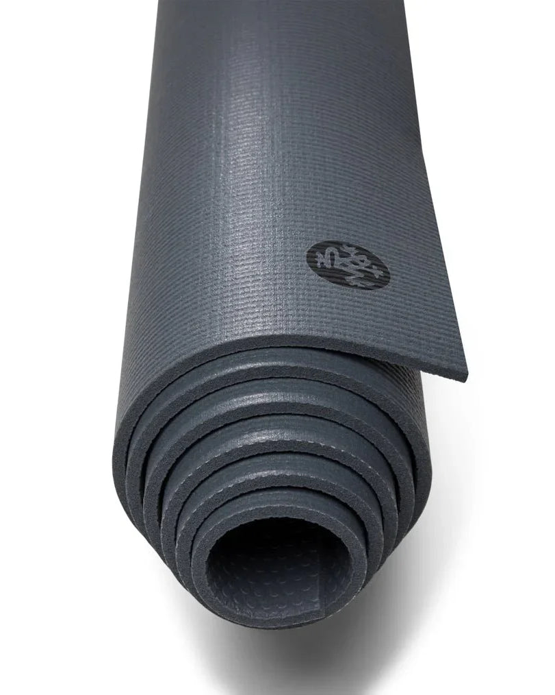 MANDUKA | PRO Mat 71" Solid - Black Thunder