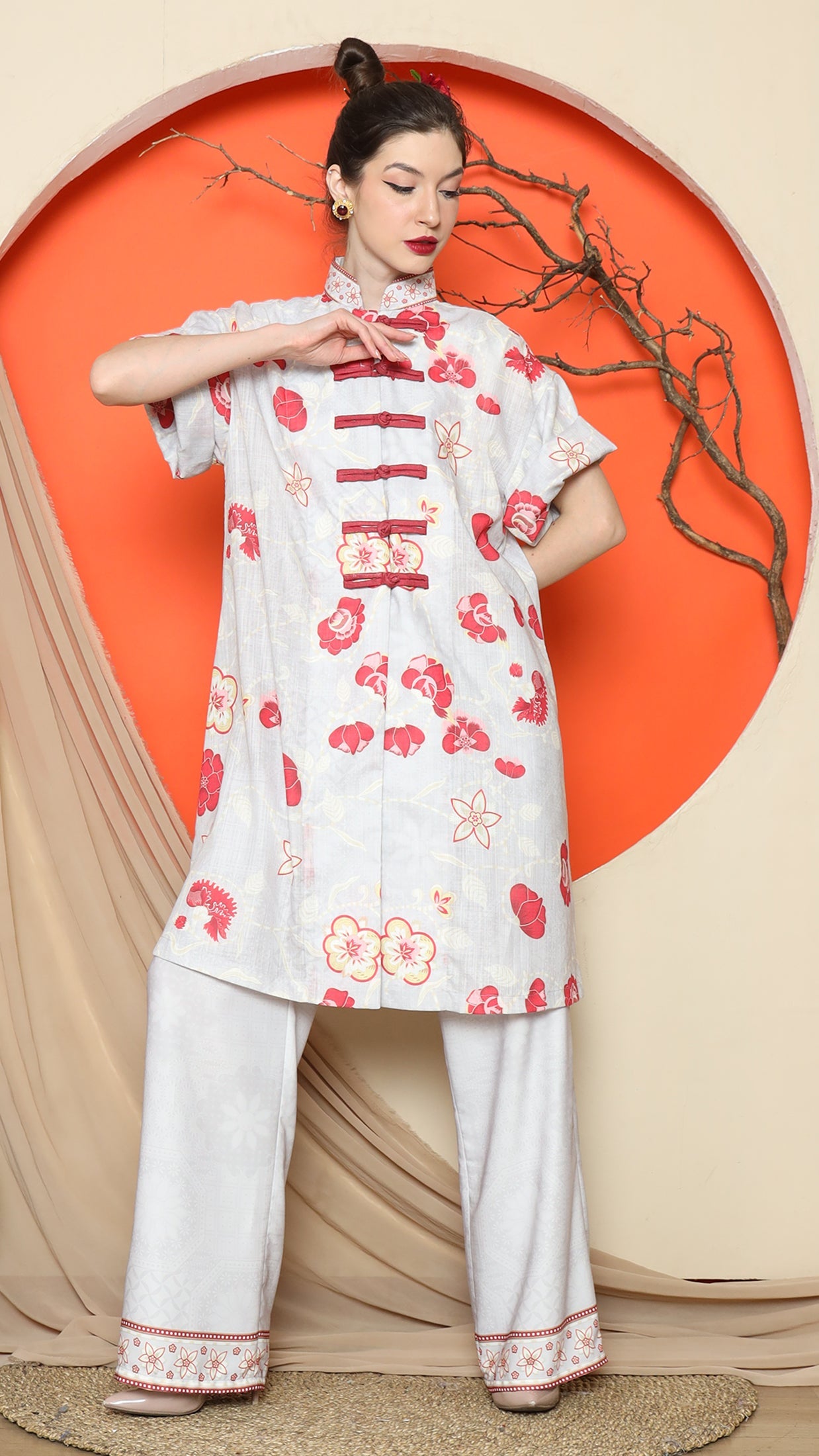 KANZI COLLECTION | Grey Floral Cheongsam Pant Set