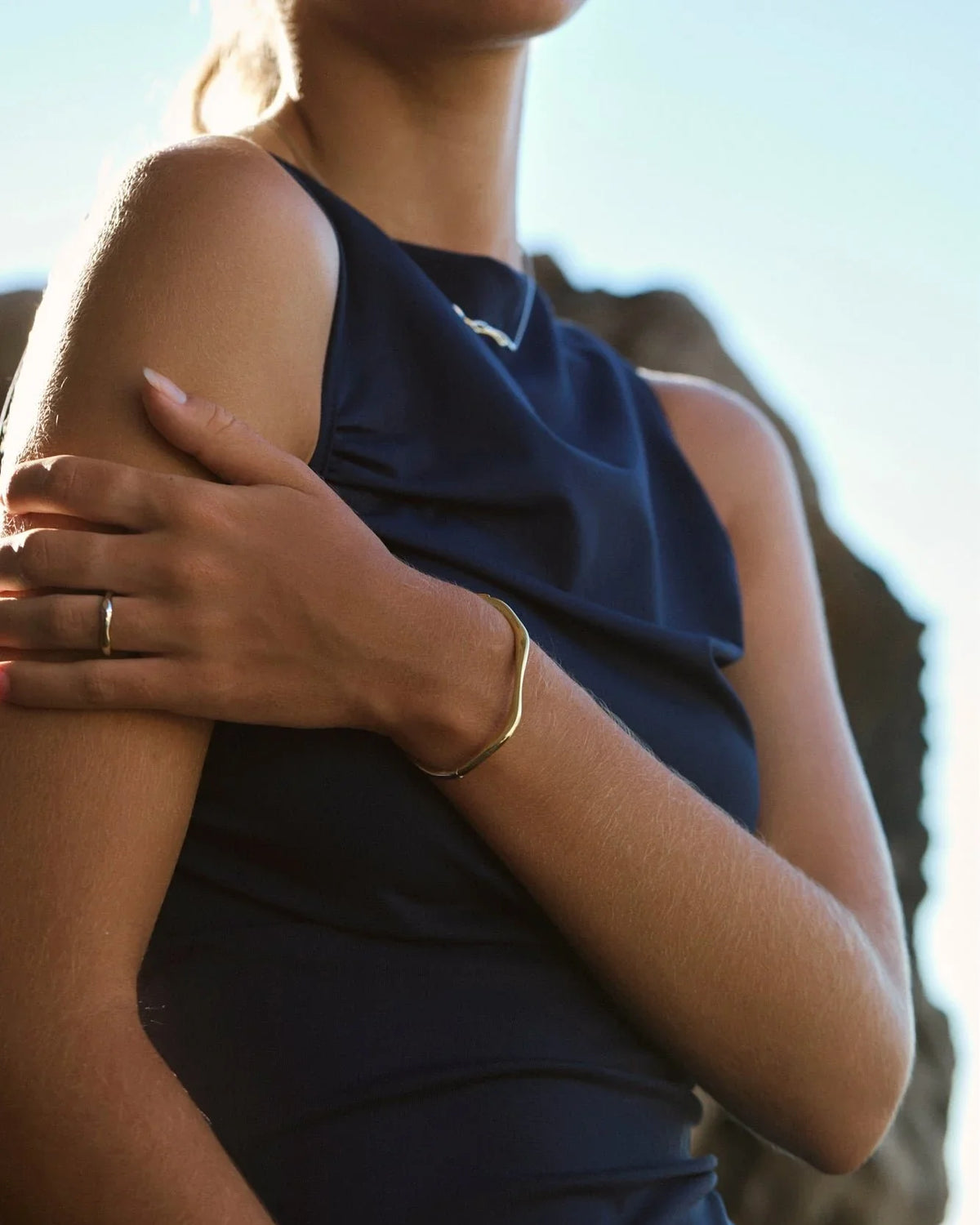 RINA LEE | Flow Mixed Metal Serenity Bangle
