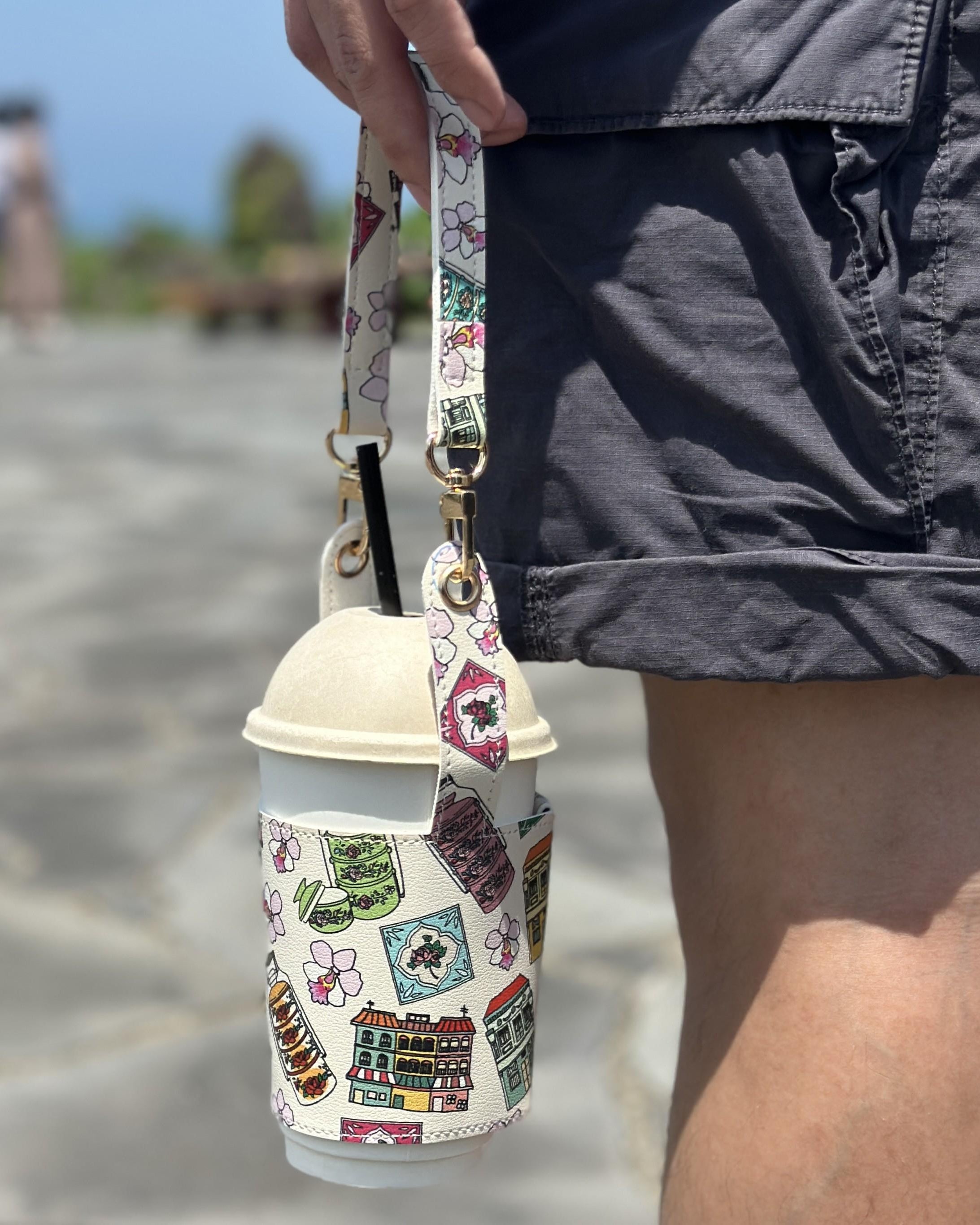 THE ART FACULTY | Cup Holder