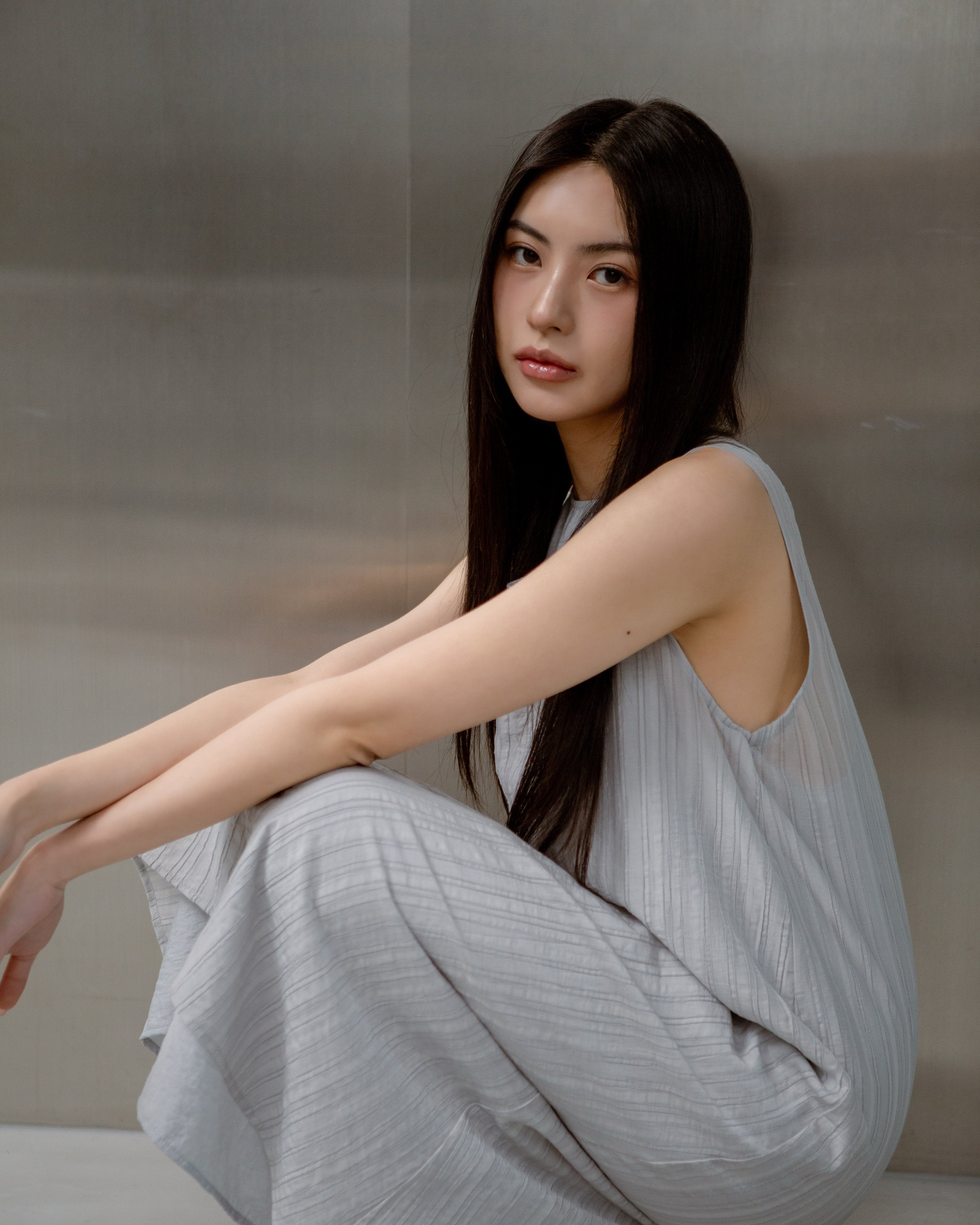 SAERO COLLECTIVE | Mok Textured Dress | Light Grey