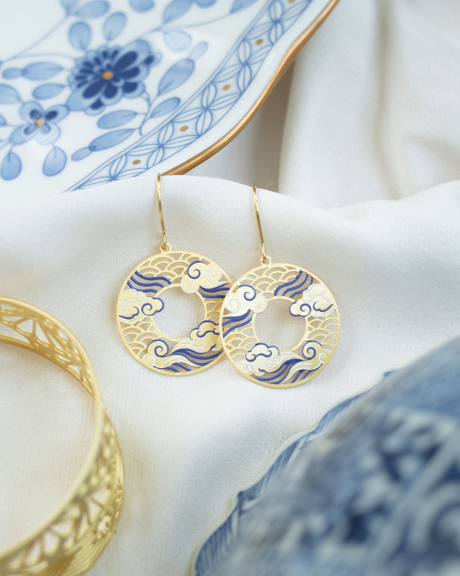 EMBRACE JEWELLERY | Ruyi Clouds Earrings