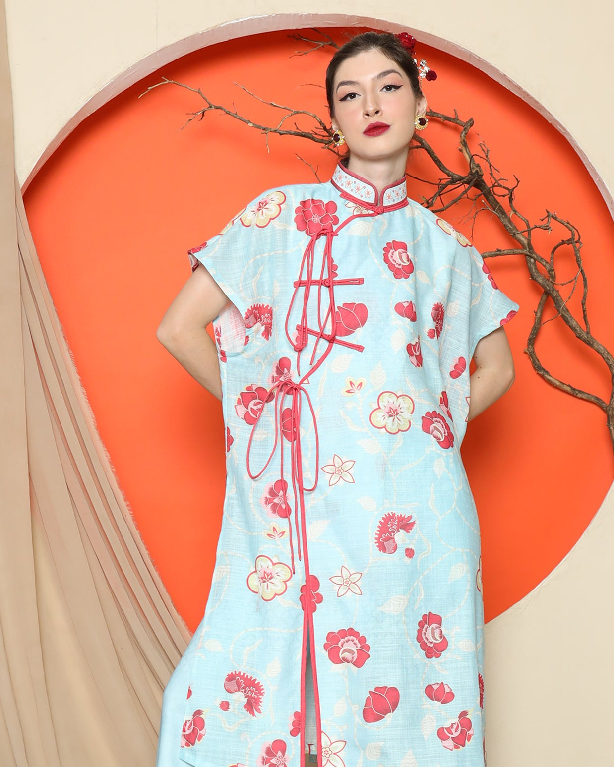 KANZI COLLECTION | Blue Oriental Floral Cheongsam Pant Set