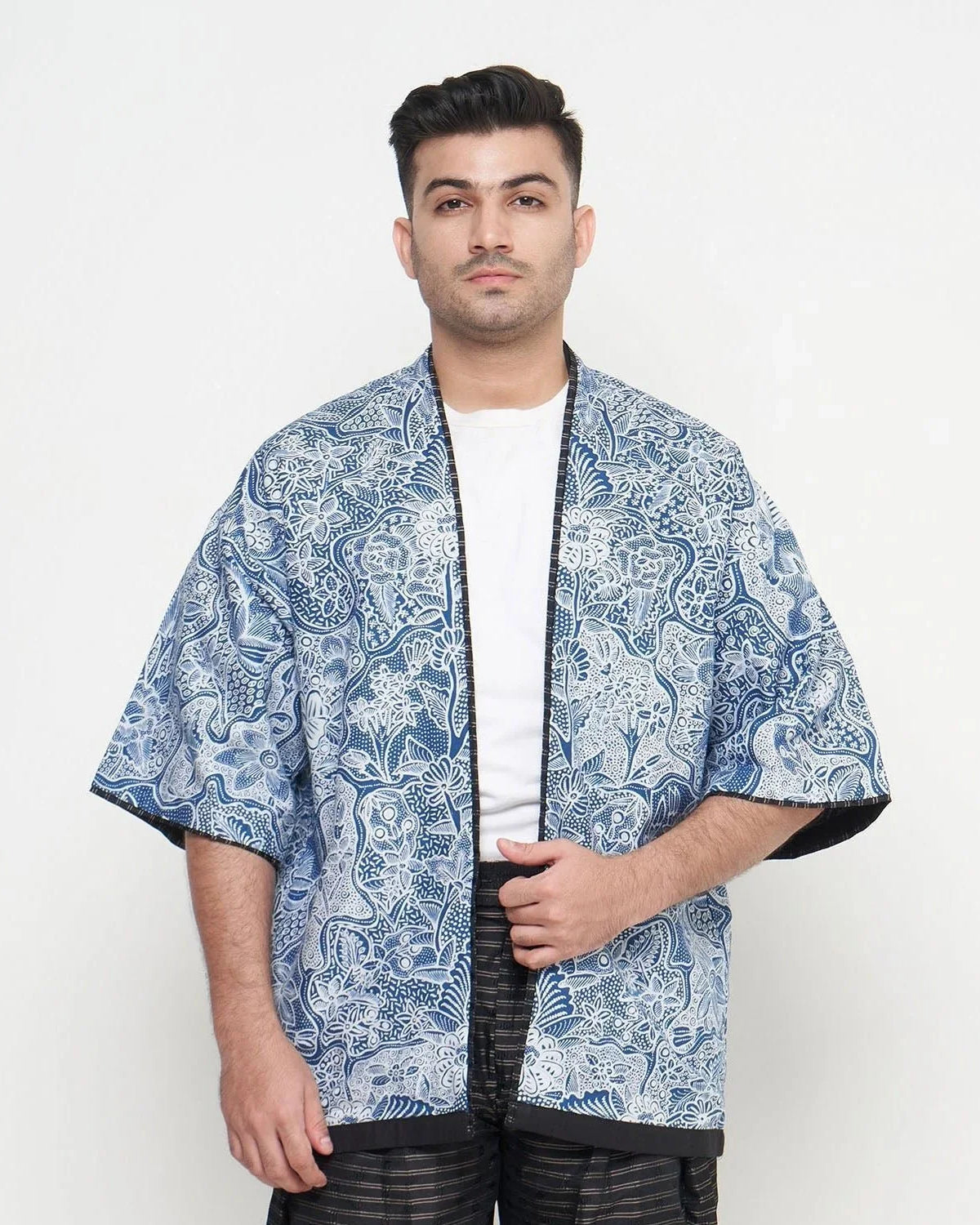 NYANA NYANA | Reversible Hand Drawn (Batik Tulis) Outer