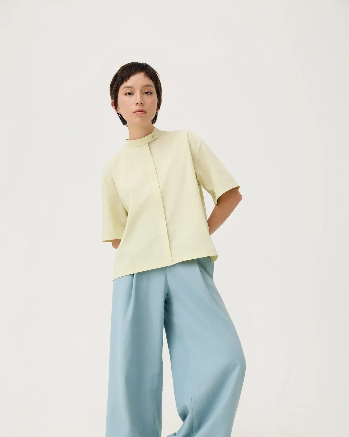 3EIGHTH | UTSURO Crop Shirt in Pandan Green