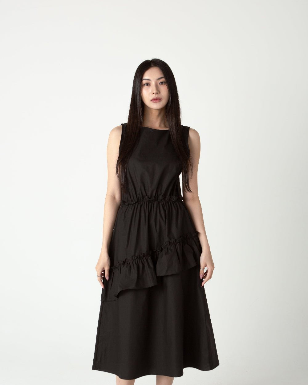 SAERO COLLECTIVE | Gureum Dress | Black