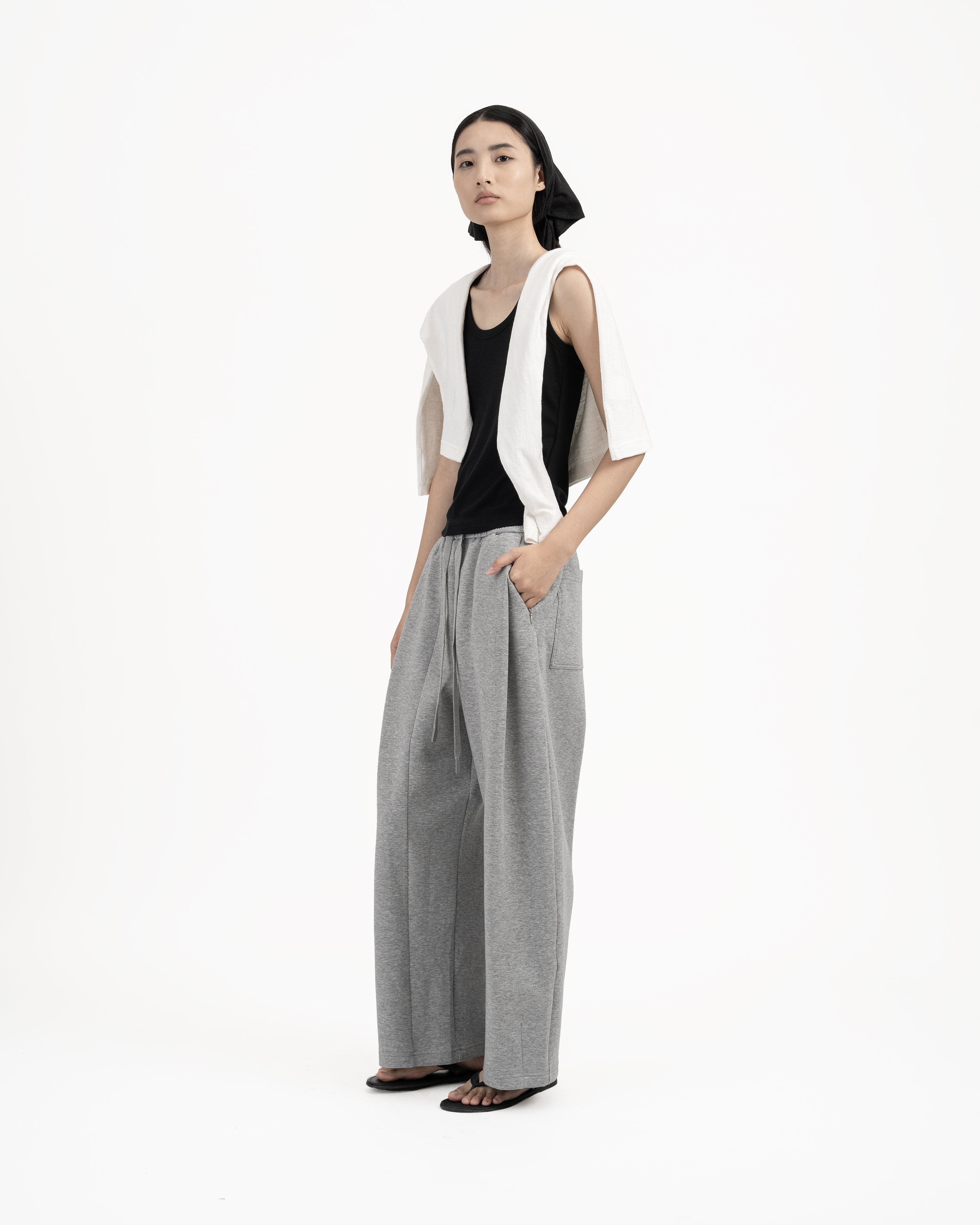 GRAYE | Modal-Cashmere Tank | Black