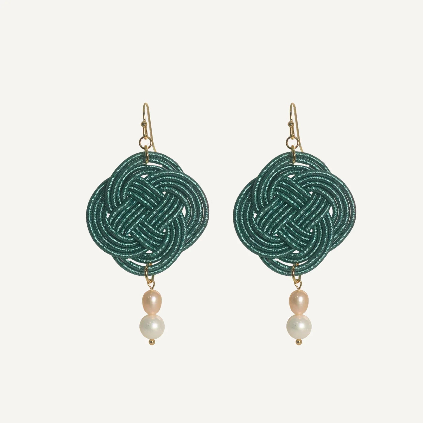 THE ANTECEDANT STORE | E - Modern Auspicious Knot With Freshwater Pearls S1 (Green)