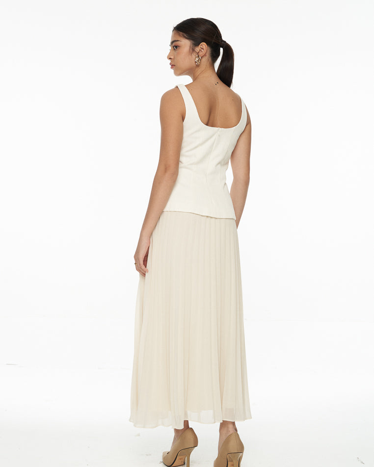 DRESSINGPAULA | Scoop Neck Cotton Top