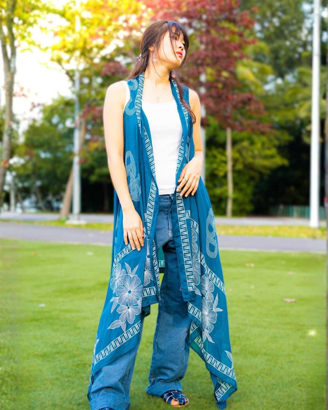NIMBU | Maré Women's Kimono In Indigo Pretzel