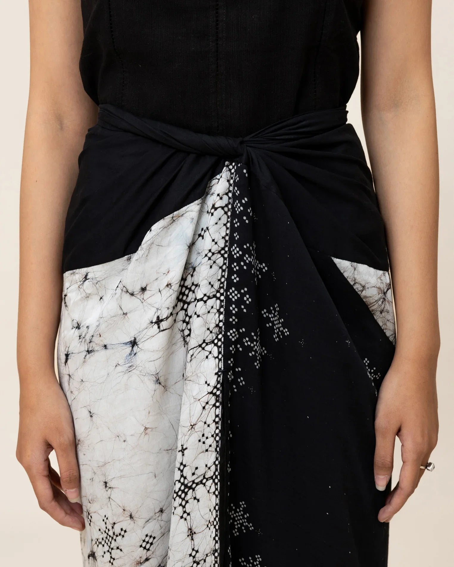 SUKKHA CITTA | ANGKASA - Knot Skirt