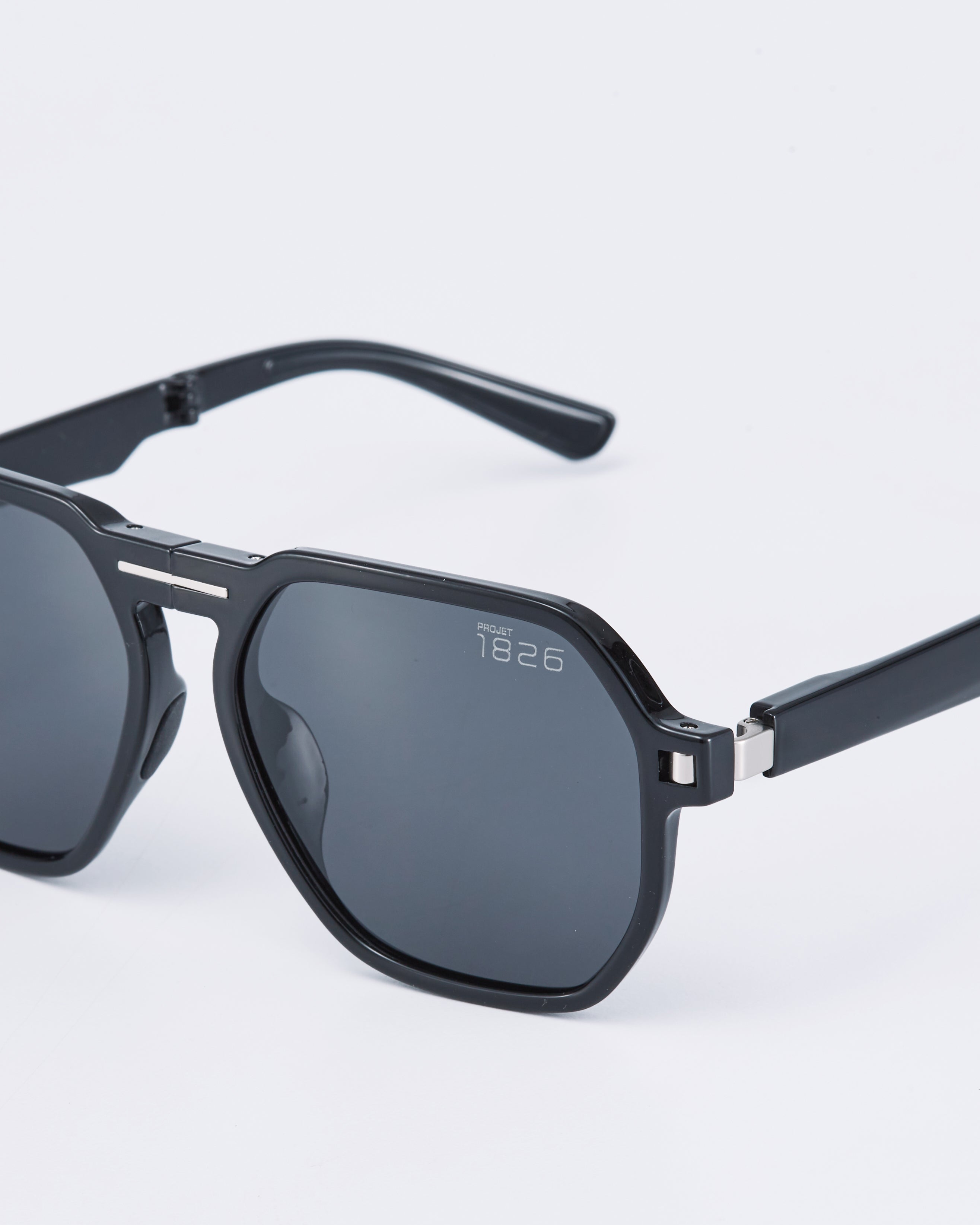 PROJECTWEAR | DAEMYN Polarized Sunglasses Black/Black