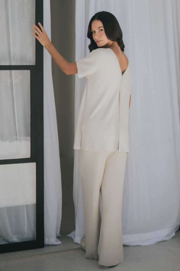 OLIVE BASICS | Eve Button-Down Knit Tee