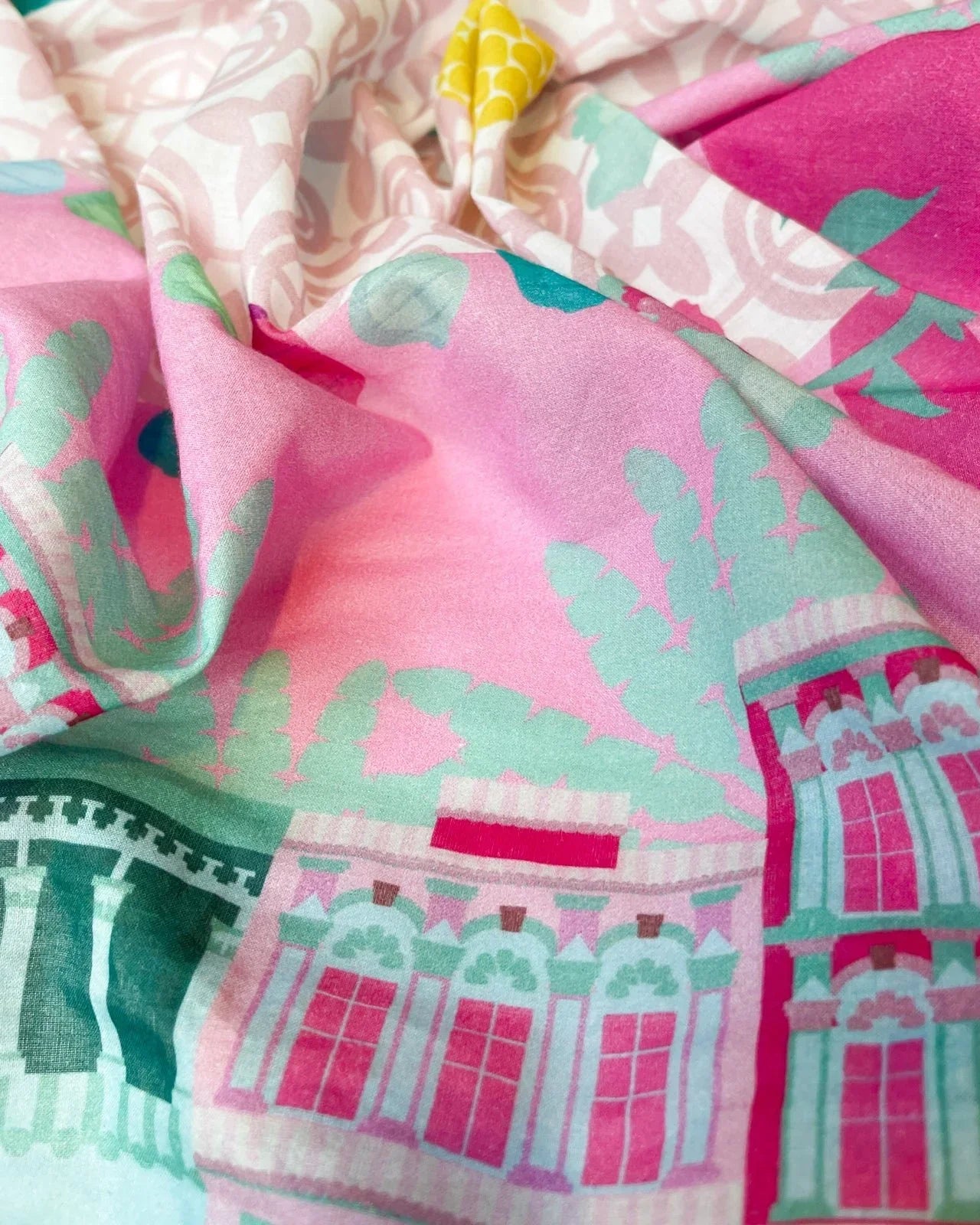 BINARY STYLE | Peranakan Manis 115x115cm Square Scarf