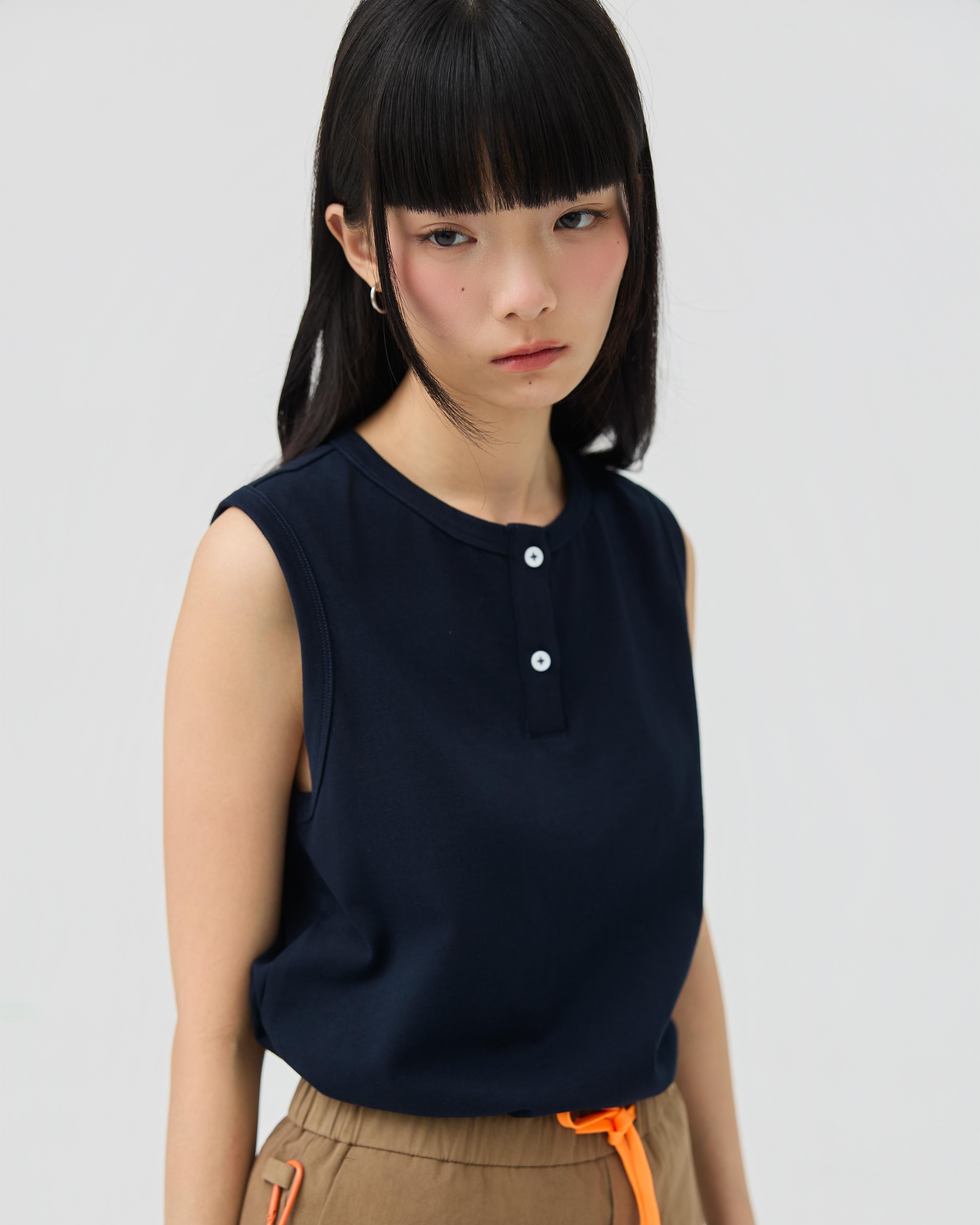 3EIGHTH | Musubi Henley Tank In Navy