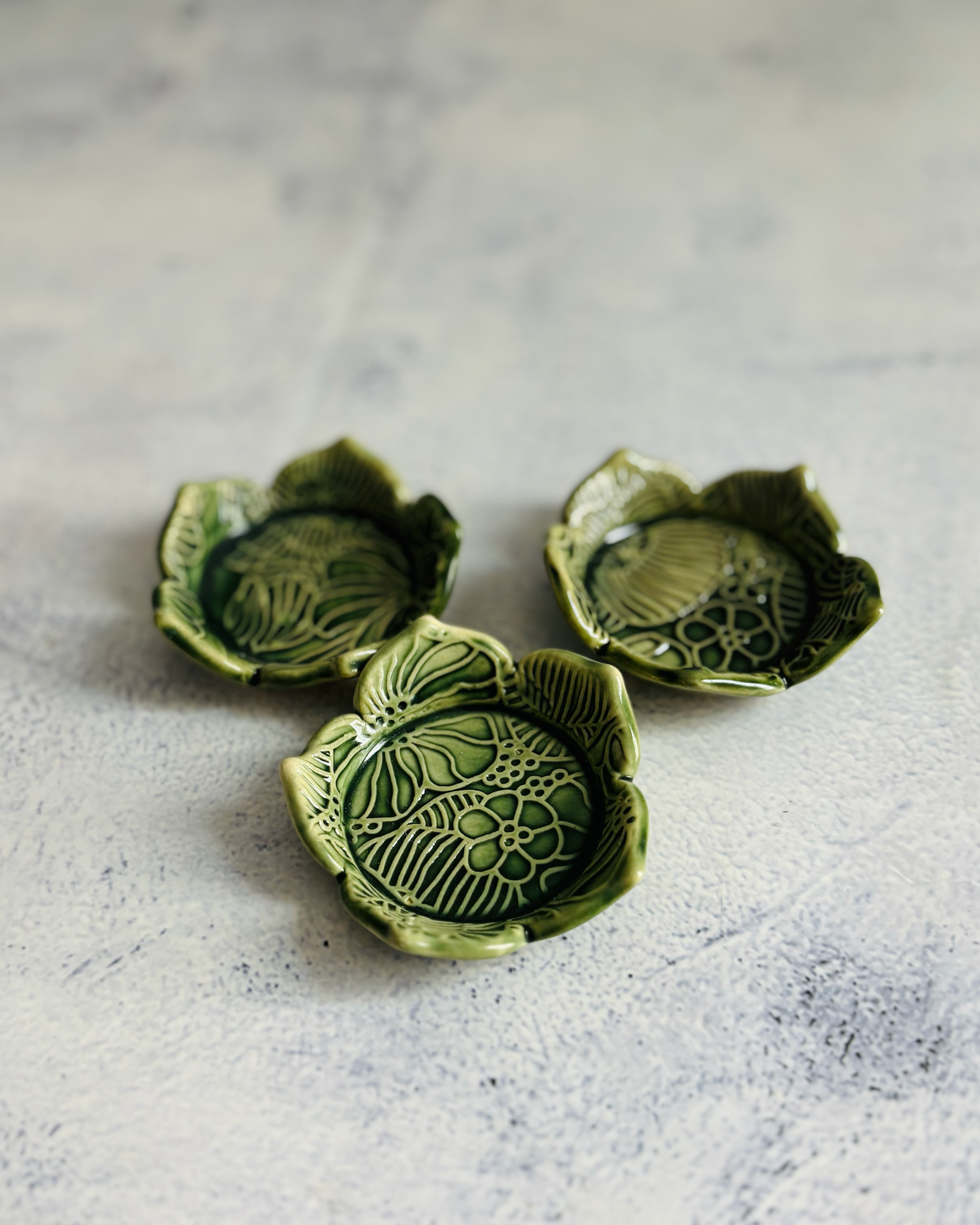 CERAMIC BY JAS | Handmade Ceramic Flower Tealight Holder S