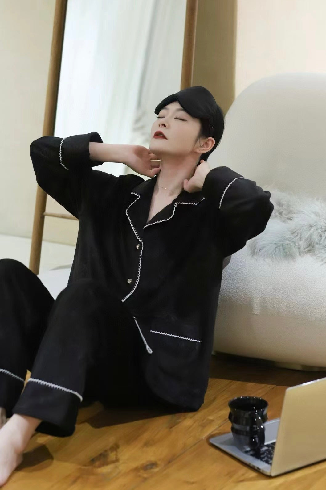 BELLS & BIRDS | Jardin Fleece Pants Set (Black)