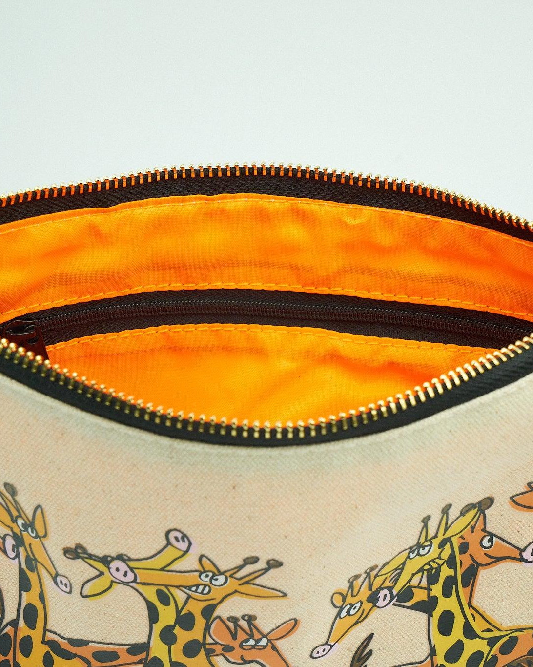 THE ANIMAL PROJECT | Pouch