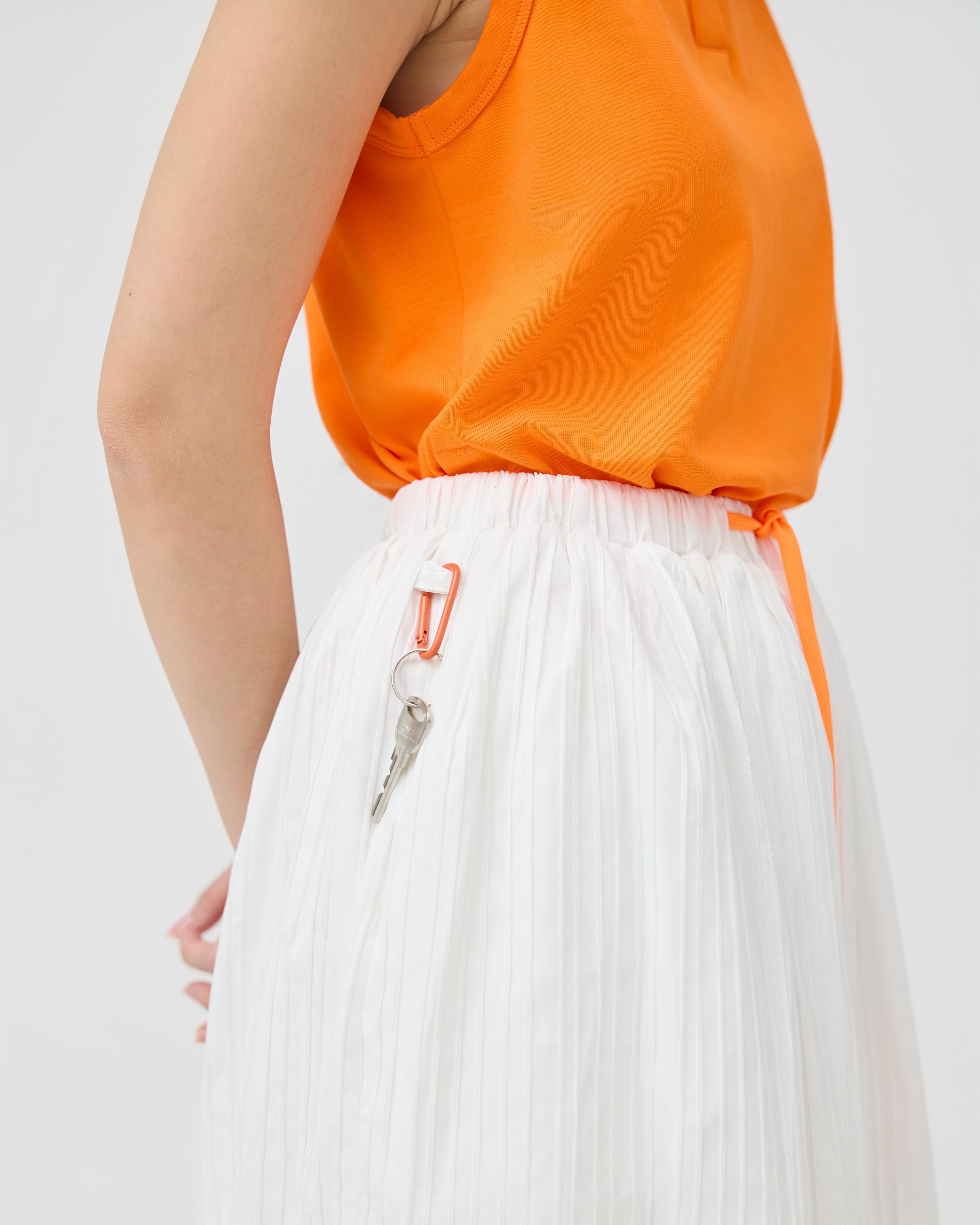 3EIGHTH | Futae Skirt In White Seersucker