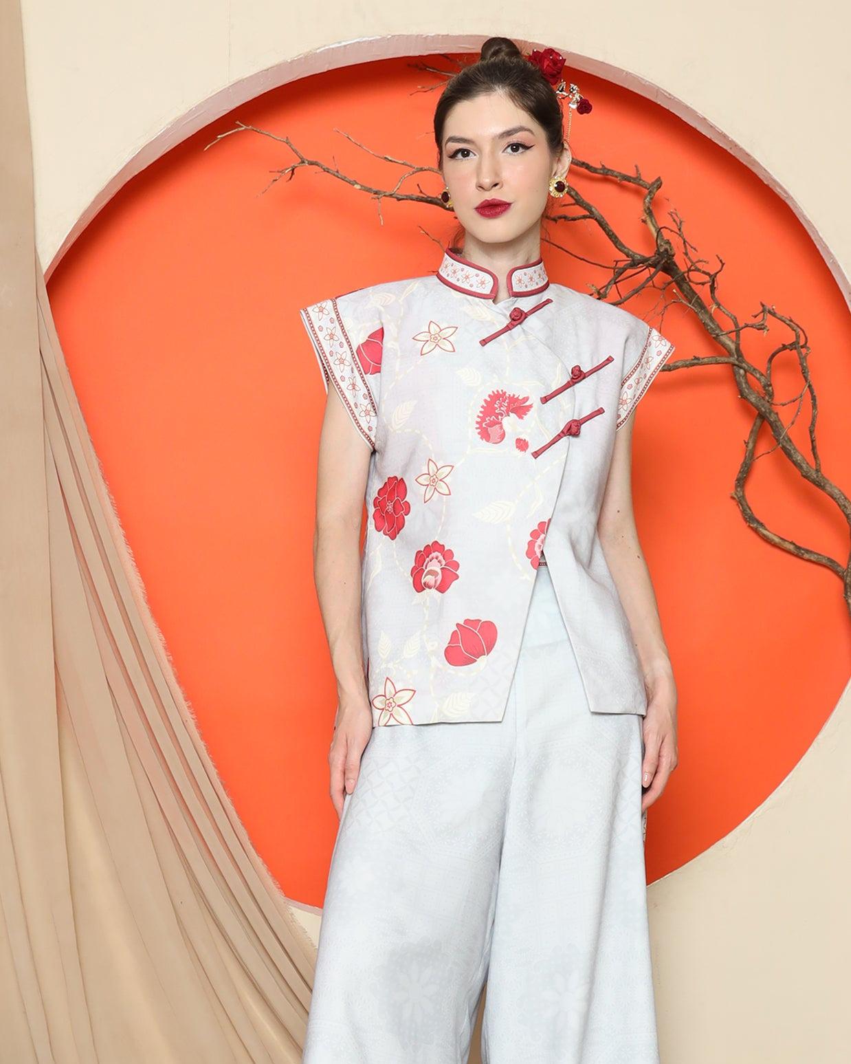 KANZI COLLECTION | Grey Cheongsam Floral Vest With Wide Leg Pant Set