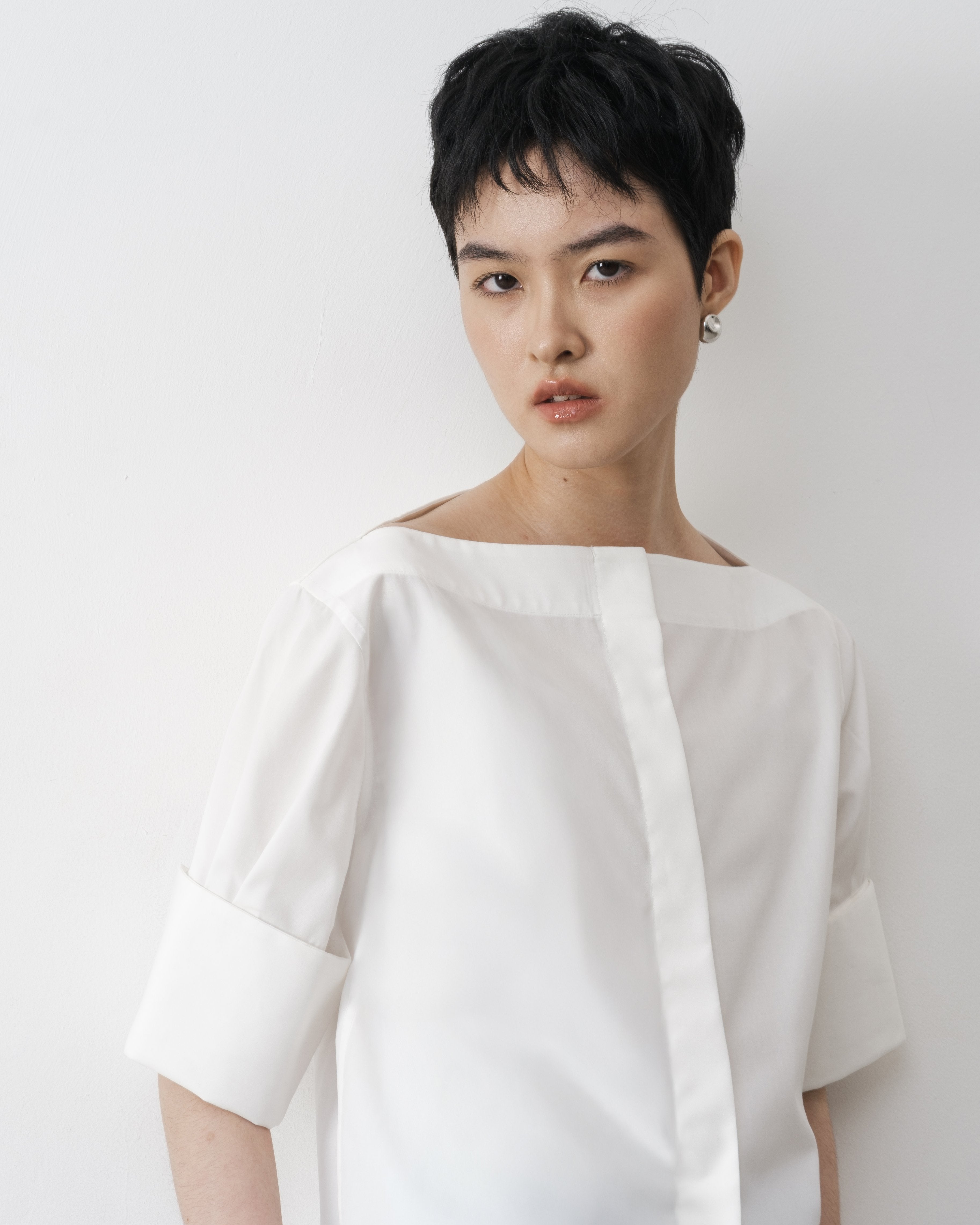 MASSHIRO /\ ATORIE | ASAKA | White