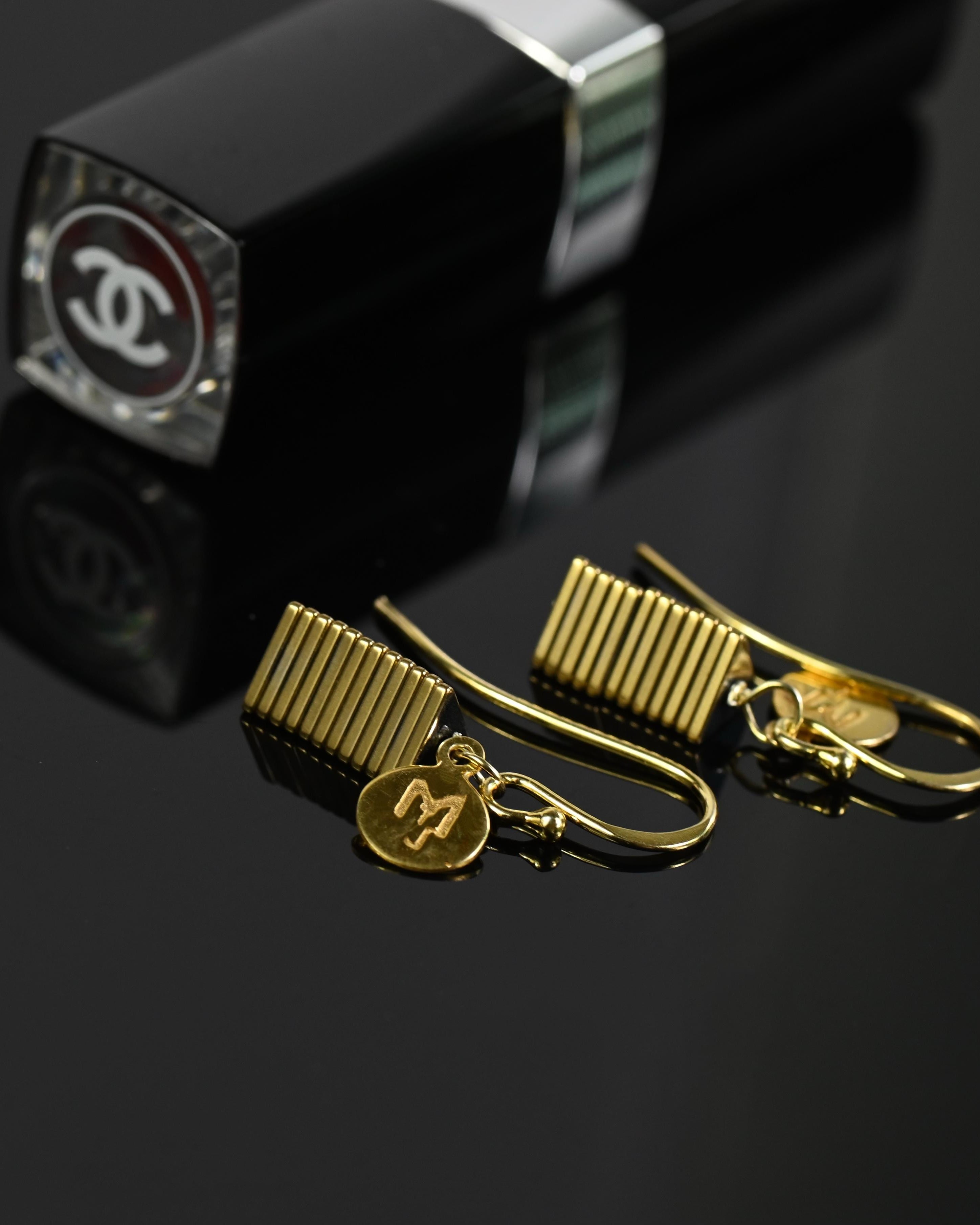 MARILYN TAN JEWELLERY | Electric Kinetic Hematite Hook Earrings