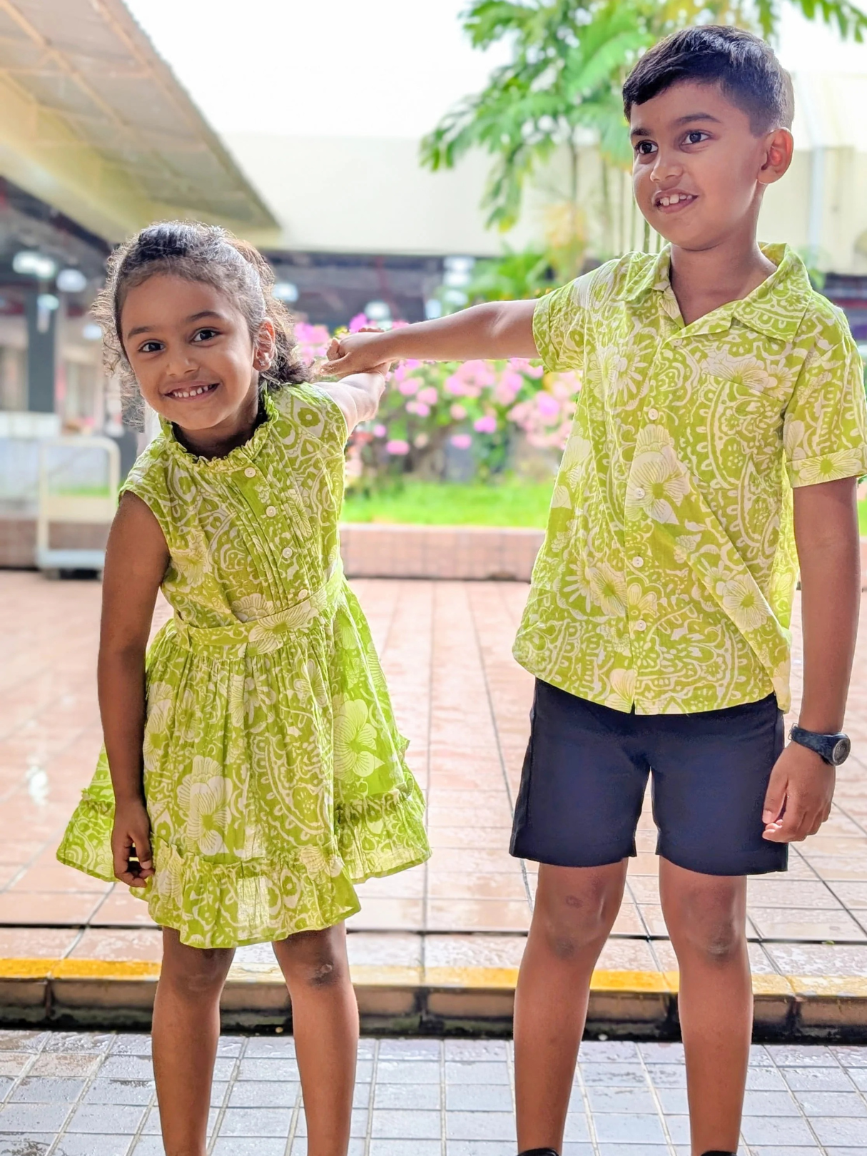 NIMBU | Kyra Kids Unisex Cotton Shirt In Lime Green