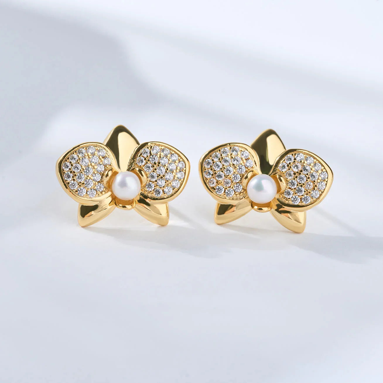 PEARLY LUSTRE | Top Grade Freshwater Pearl Earrings WE00851 | ORCHID