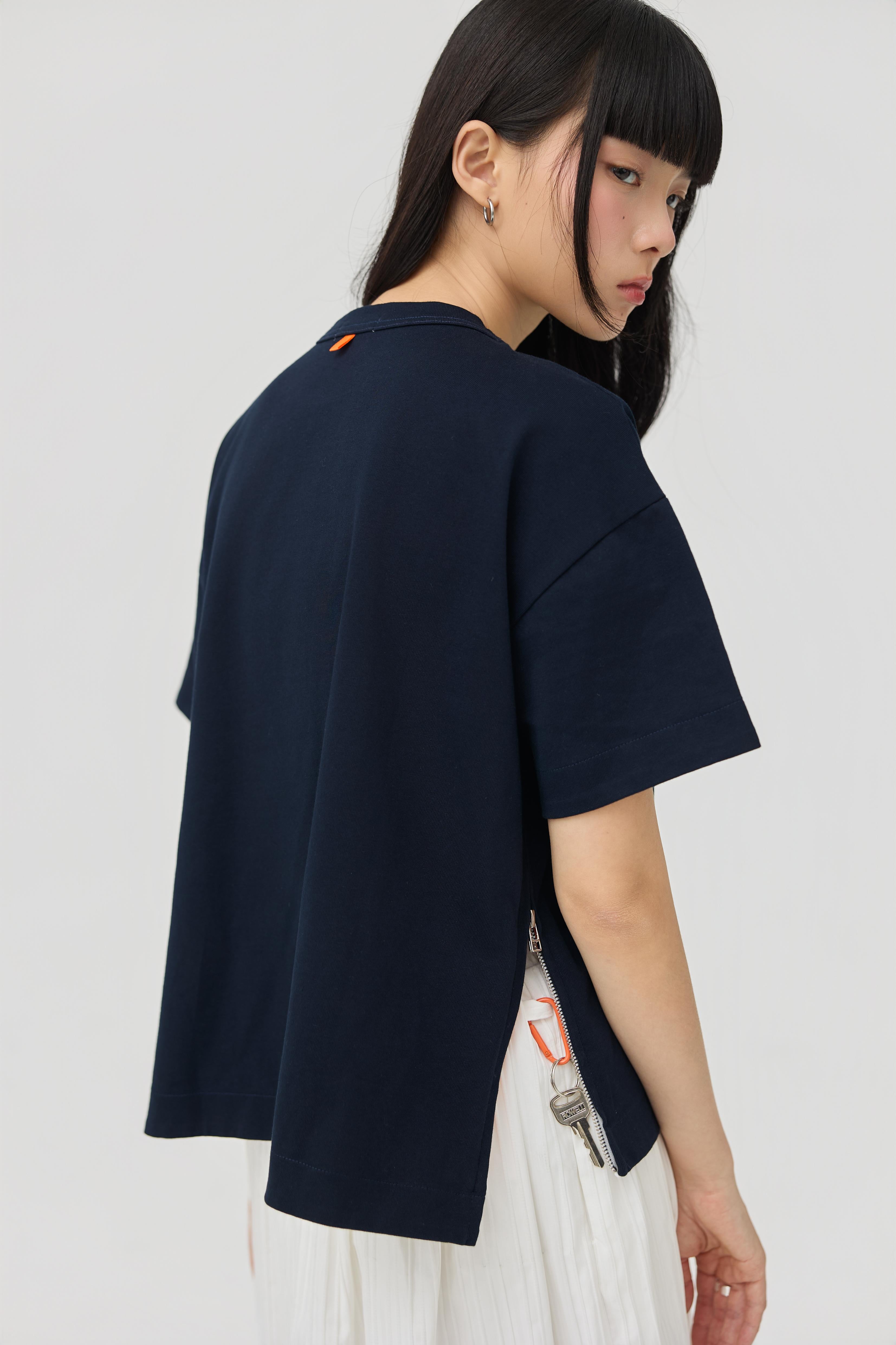 3EIGHTH | Sokko Zip Tee In Navy