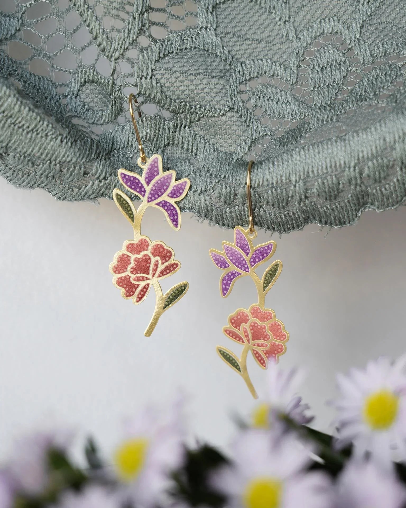 EMBRACE JEWELLERY | Floral Trail Earrings