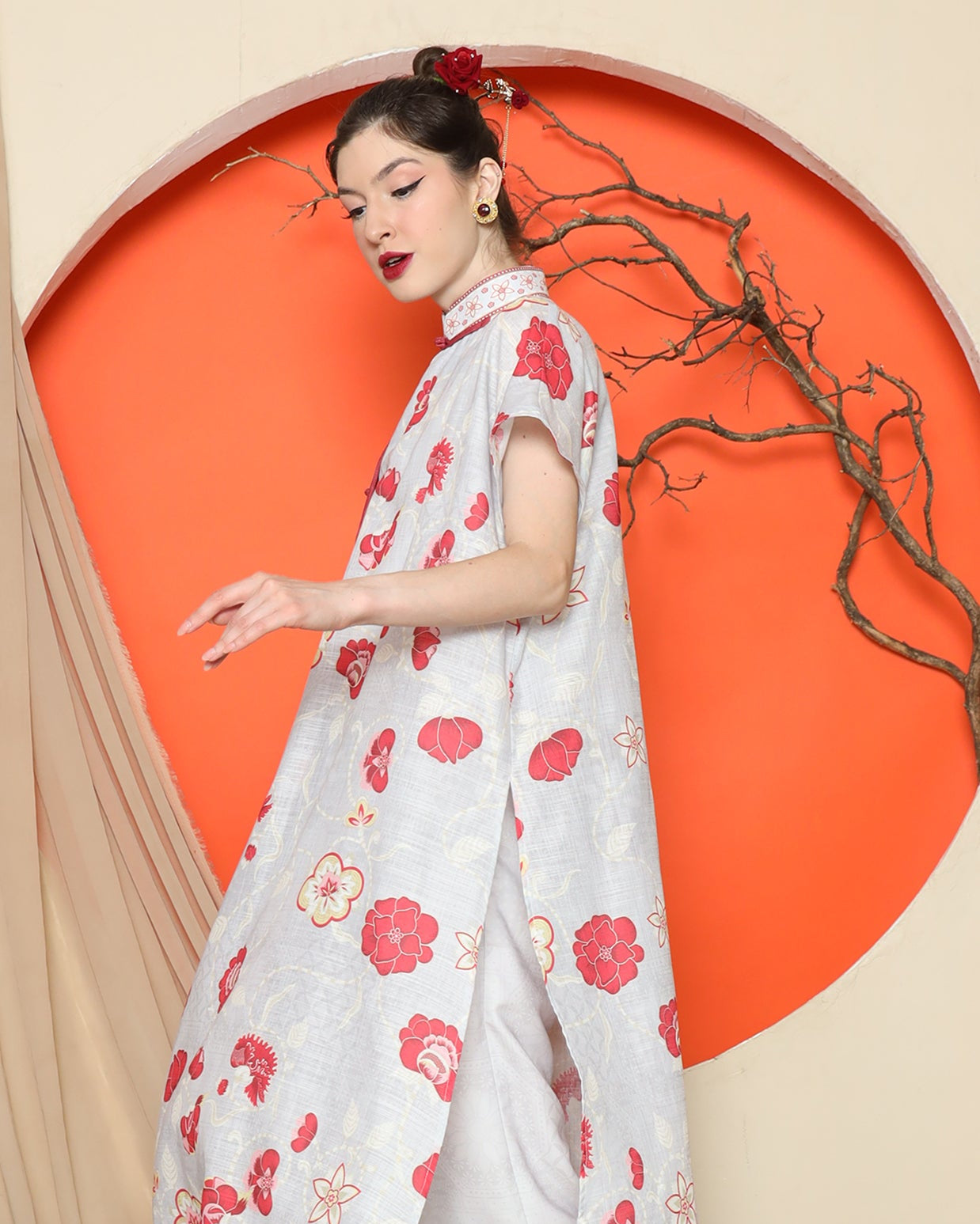 KANZI COLLECTION | Grey Oriental Floral Cheongsam