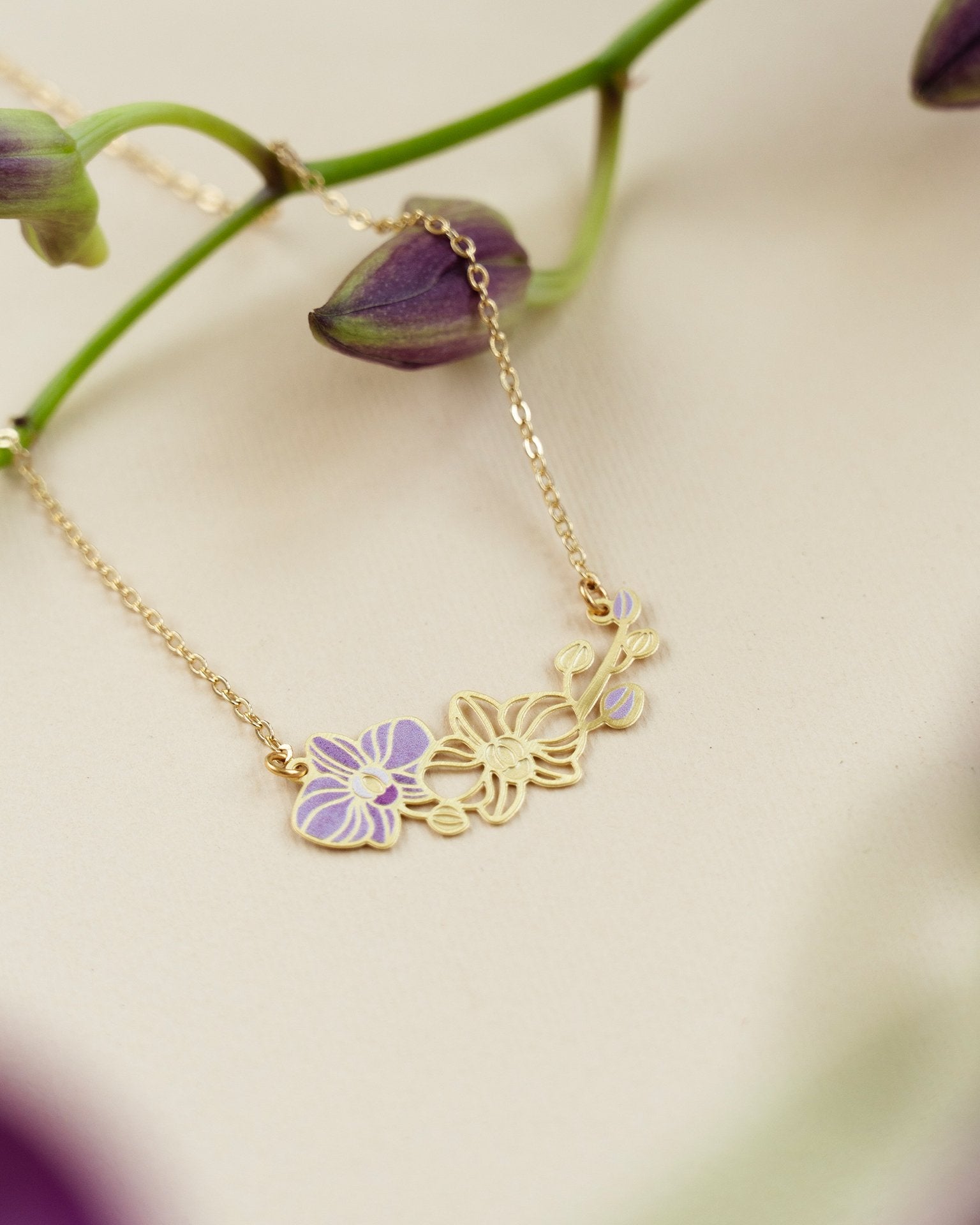 EMBRACE JEWELLERY | Orchid Necklace