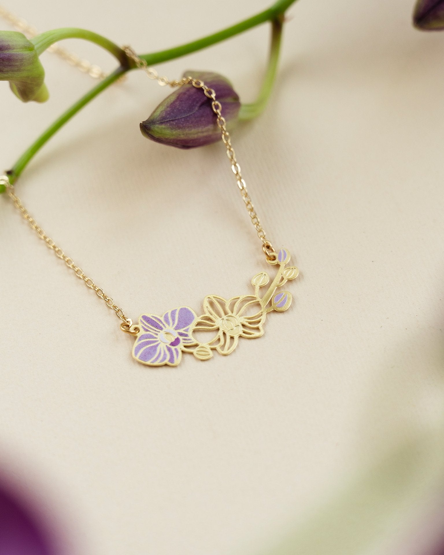 EMBRACE JEWELLERY | Orchid Necklace