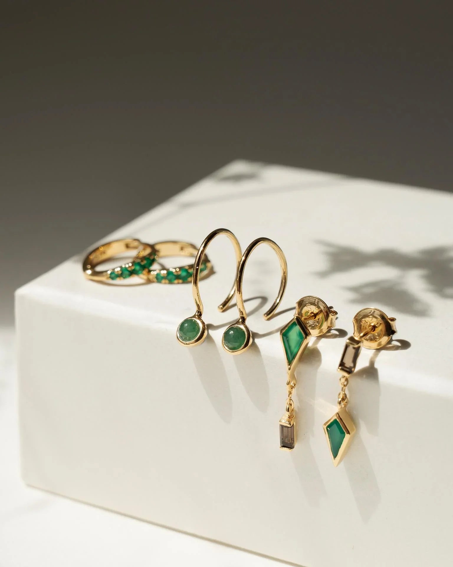 EMBRACE JEWELLERY | Green Whisper Earrings