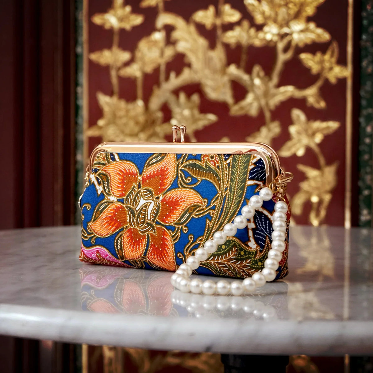 COCOONESE | Wristlet Pouch - Epiphyllum (BL)
