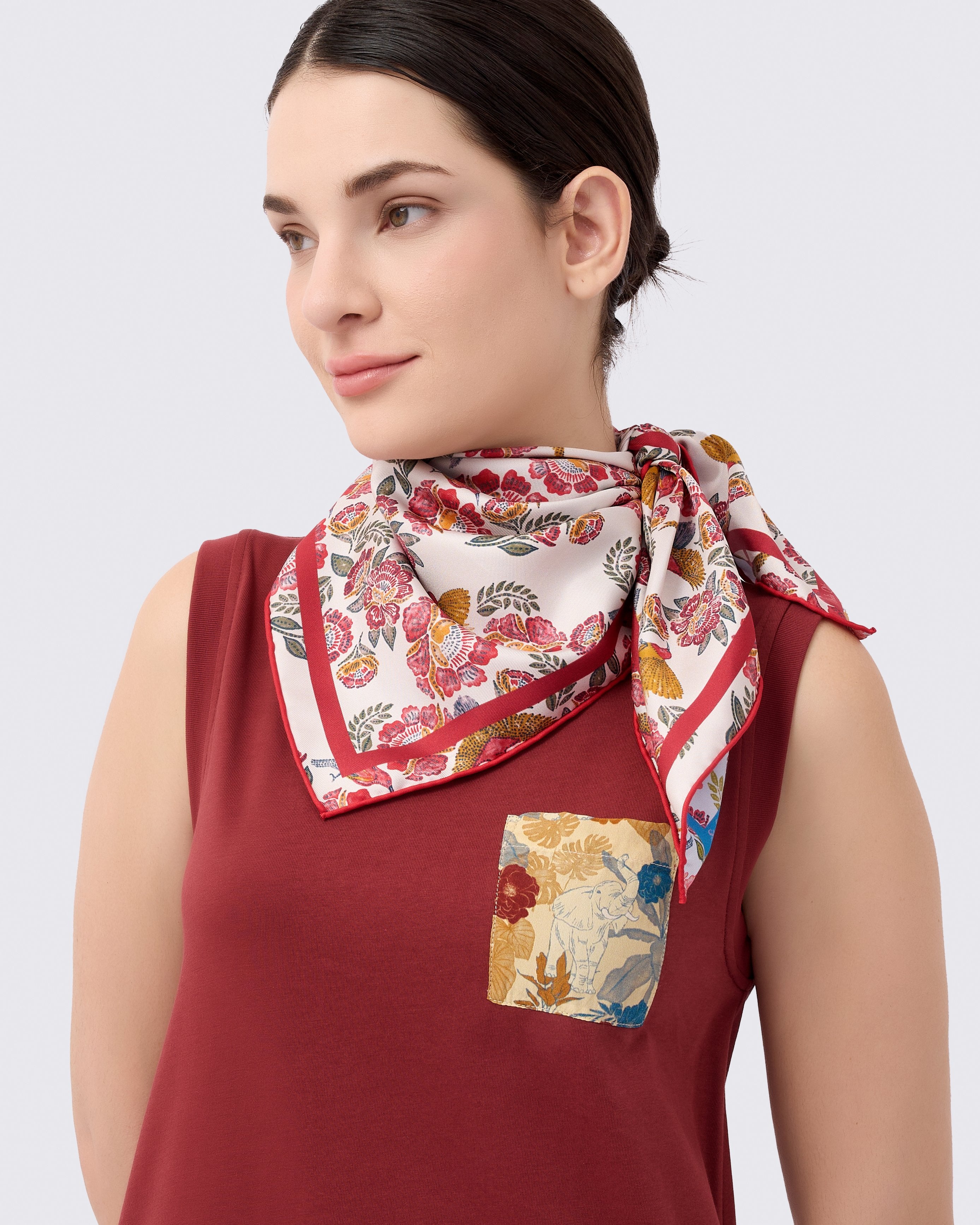 STUDIO QILING | Crimson Sunbird Scarlet Sky Double Side Silk Scarf 65